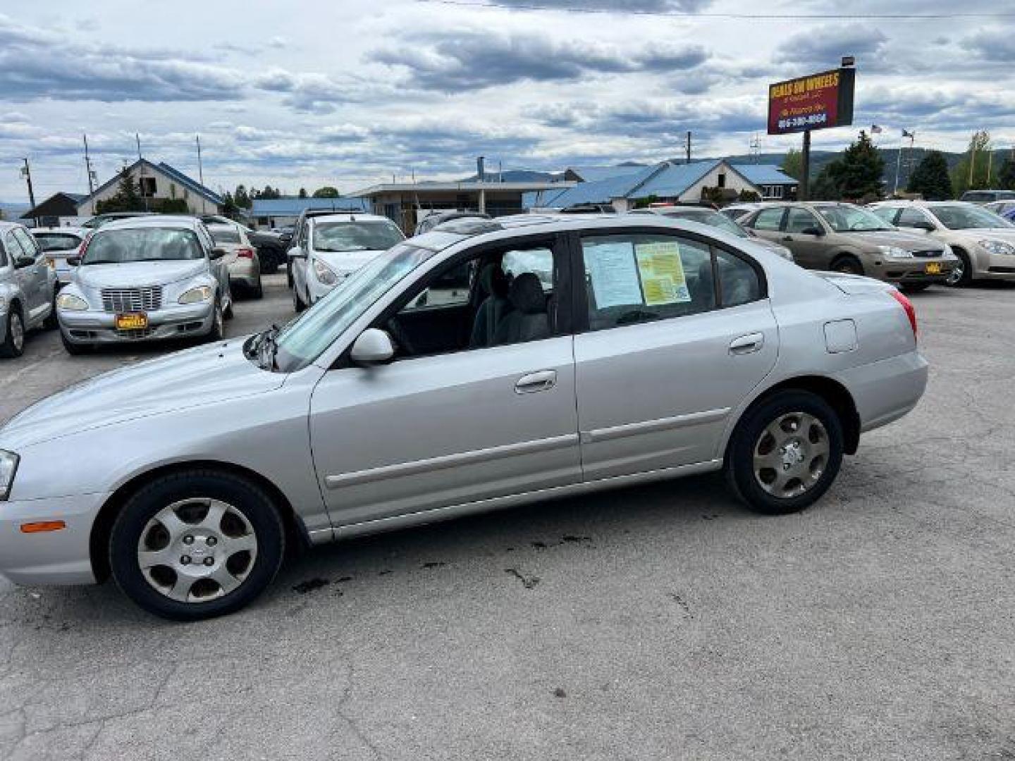 2002 Hyundai Elantra GLS (KMHDN45D52U) with an 2.0L L4 DOHC 16V engine, located at 601 E. Idaho St., Kalispell, MT, 59901, 0.000000, 0.000000 - Photo#2