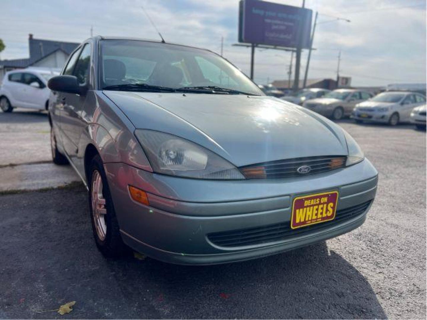 2003 Ford Focus SE (1FAHP34P03W) with an 2.0L L4 SOHC 8V engine, located at 601 E. Idaho St., Kalispell, MT, 59901, 0.000000, 0.000000 - Photo#6