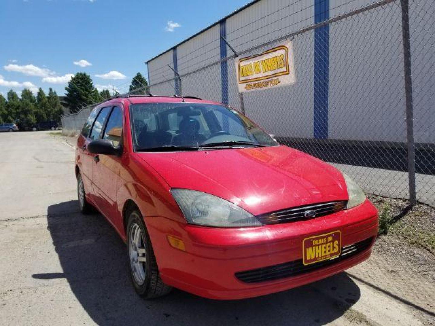 2004 Ford Focus Wagon SE (1FAHP36364W) with an 2.0L L4 DOHC 16V engine, located at 1821 N Montana Ave., Helena, MT, 59601, (406) 422-1031, 0.000000, 0.000000 - Photo#6