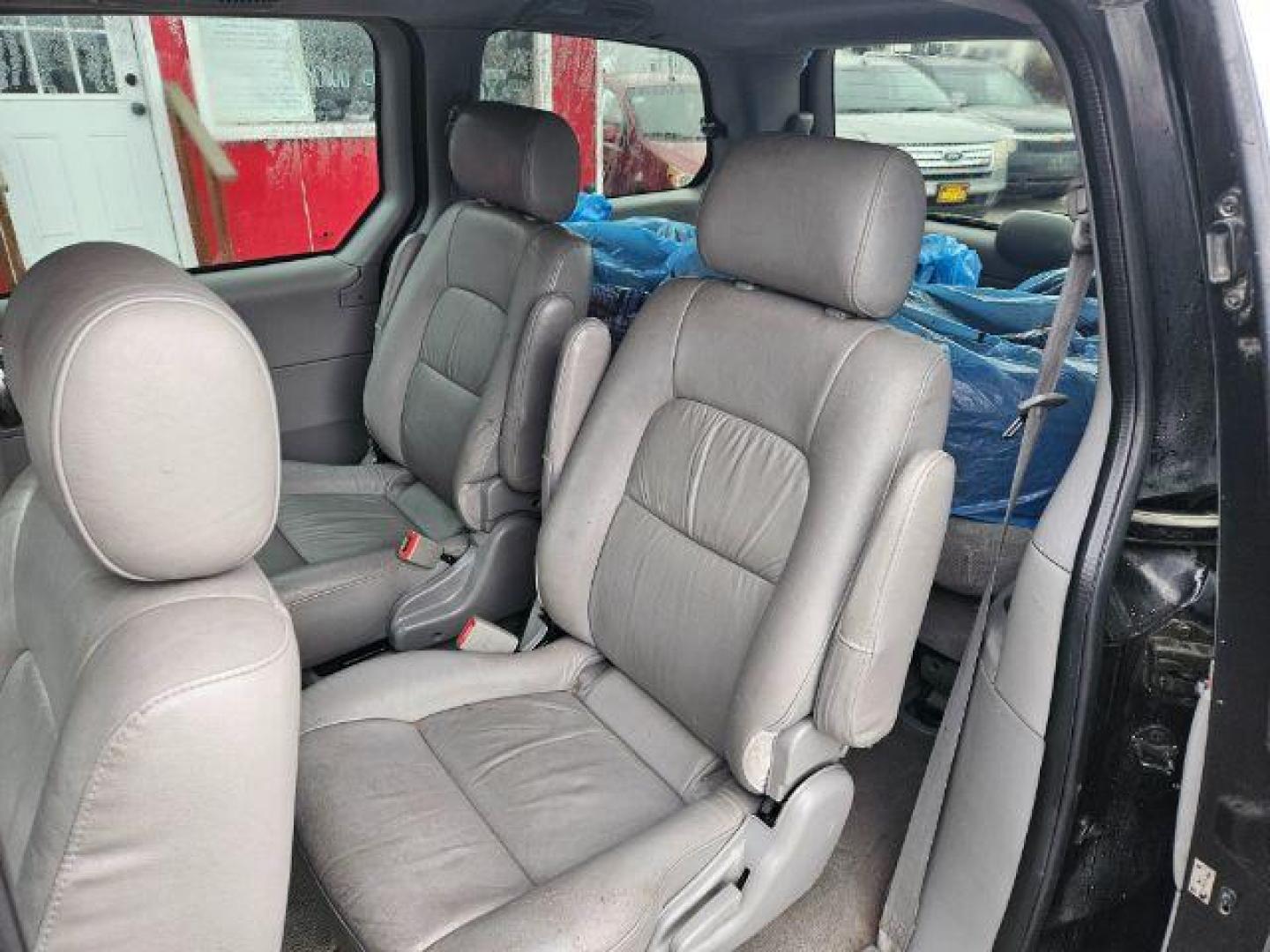 2004 Kia Sedona LX (KNDUP131046) with an 3.5L V6 DOHC 16V engine, 5-Speed Automatic transmission, located at 601 E. Idaho St., Kalispell, MT, 59901, 0.000000, 0.000000 - Photo#9