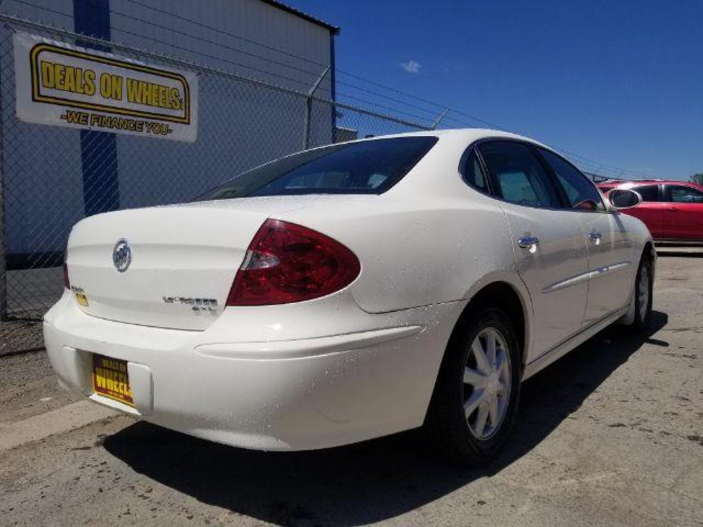 2005 Buick LaCrosse CXL (2G4WD532651) with an 3.8L V6 OHV 12V engine, 4-Speed Automatic transmission, located at 4801 10th Ave S,, Great Falls, MT, 59405, 0.000000, 0.000000 - Photo#4