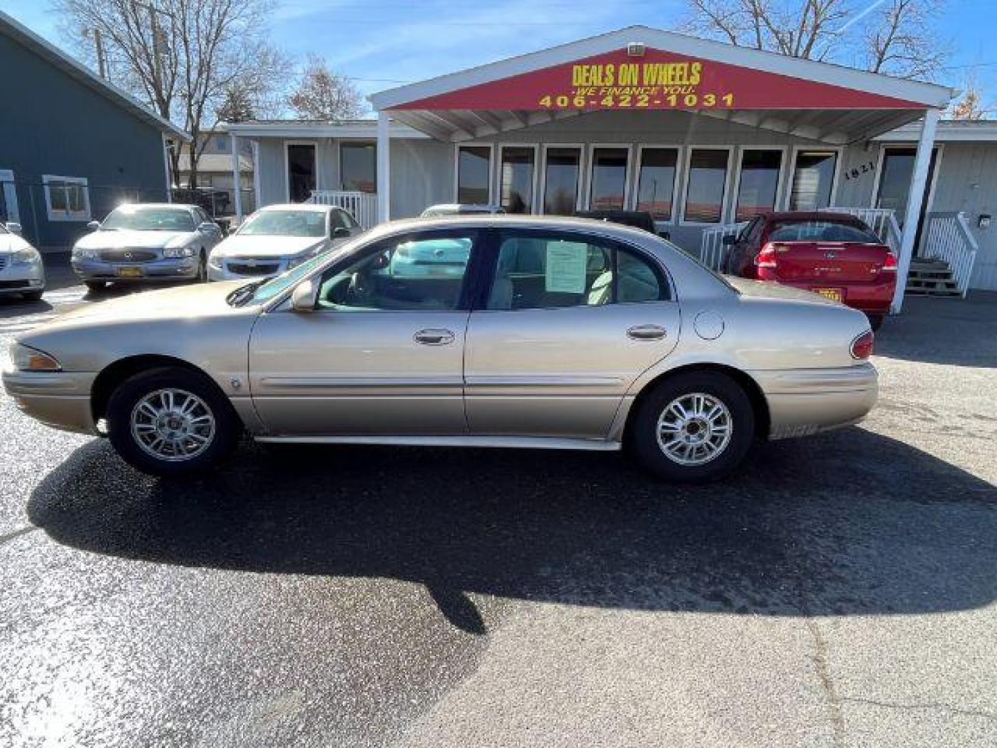 2005 Sagemist Metallic /Light Cashmere Cloth Buick LeSabre Custom (1G4HP52K65U) with an 3.8L V6 OHV 12V engine, 4-Speed Automatic transmission, located at 1821 N Montana Ave., Helena, MT, 59601, (406) 422-1031, 0.000000, 0.000000 - Photo#4