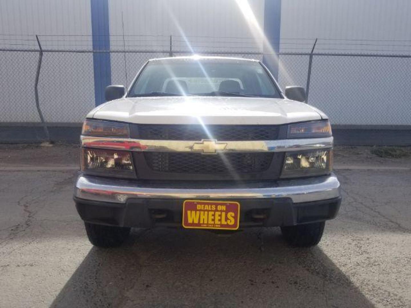 2005 Chevrolet Colorado LS Z85 Ext. Cab 4WD (1GCDT198X58) with an 2.8L L4 DOHC 16V engine, located at 1821 N Montana Ave., Helena, MT, 59601, (406) 422-1031, 0.000000, 0.000000 - Photo#1