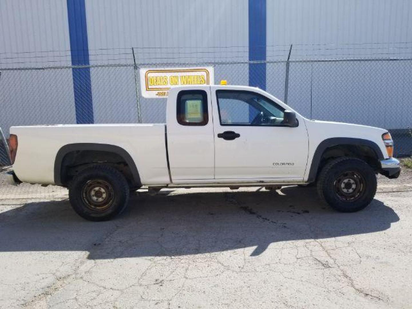 2005 Chevrolet Colorado LS Z85 Ext. Cab 4WD (1GCDT198X58) with an 2.8L L4 DOHC 16V engine, located at 1821 N Montana Ave., Helena, MT, 59601, (406) 422-1031, 0.000000, 0.000000 - Photo#6