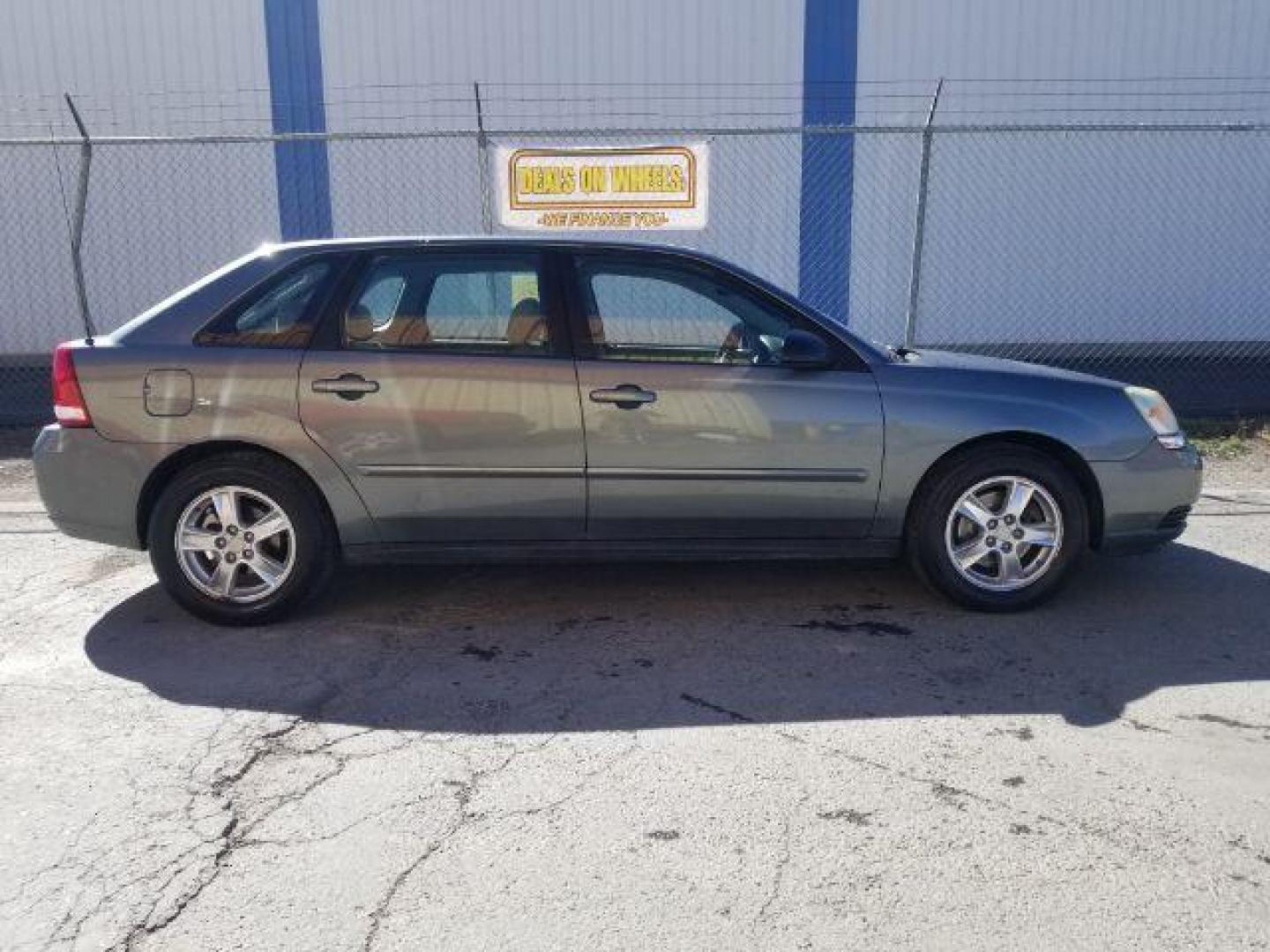 2005 Chevrolet Malibu MAXX LS (1G1ZT62875F) with an 3.5L V6 OHV 12V engine, 4-Speed Automatic transmission, located at 4801 10th Ave S,, Great Falls, MT, 59405, 0.000000, 0.000000 - Photo#5