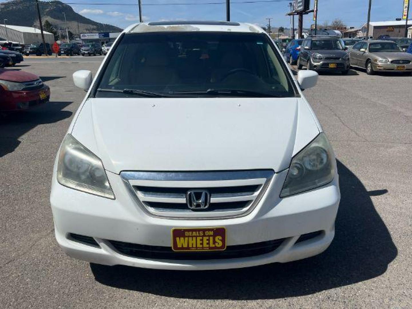 2005 Honda Odyssey EX w/ Leather DVD (5FNRL38745B) with an 3.5L V6 SOHC 24V engine, 5-Speed Automatic transmission, located at 1821 N Montana Ave., Helena, MT, 59601, (406) 422-1031, 0.000000, 0.000000 - Photo#1