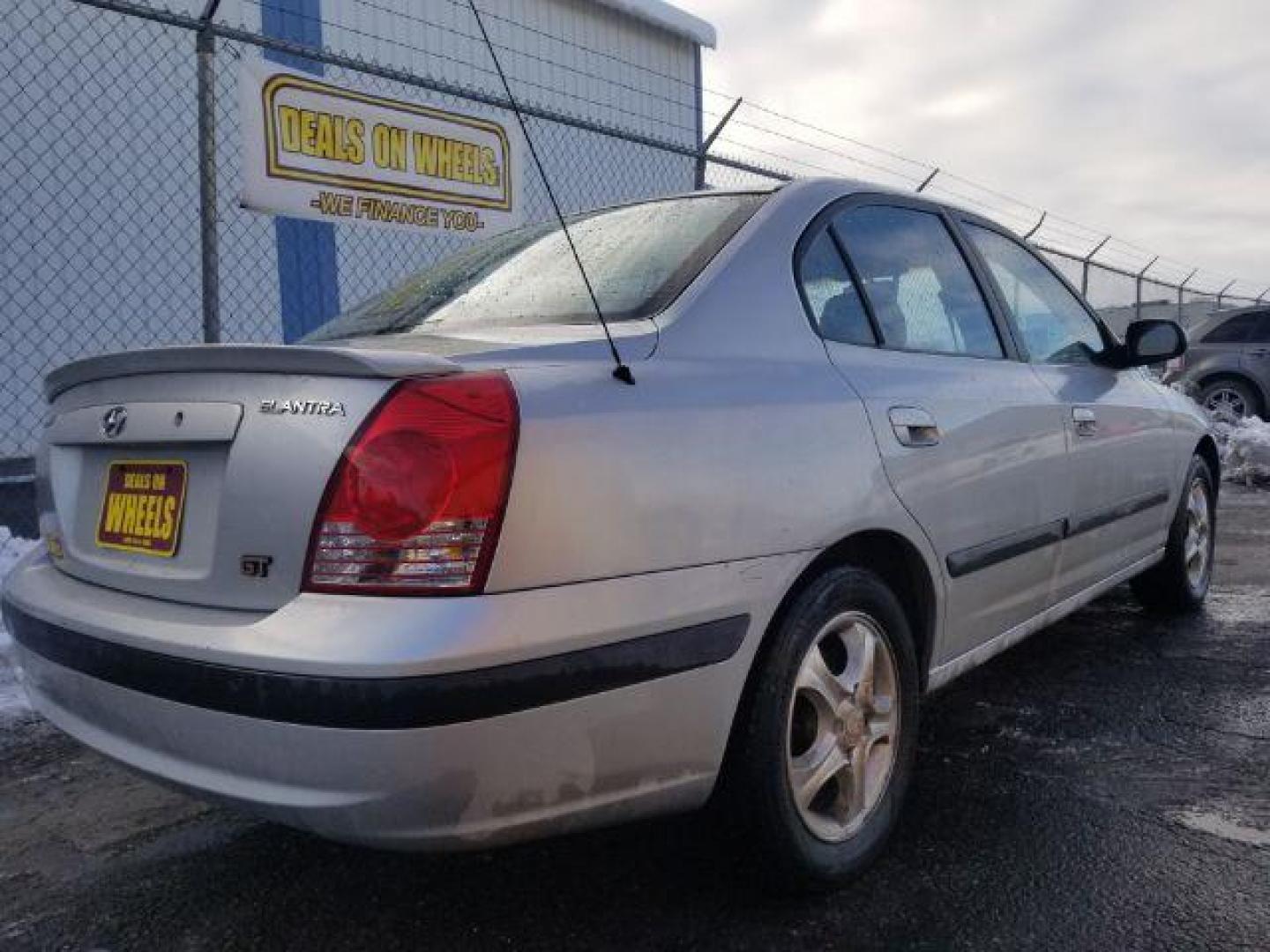 2005 Hyundai Elantra GT 4-Door (KMHDN46D95U) with an 2.0L L4 DOHC 16V engine, located at 601 E. Idaho St., Kalispell, MT, 59901, 0.000000, 0.000000 - Photo#4