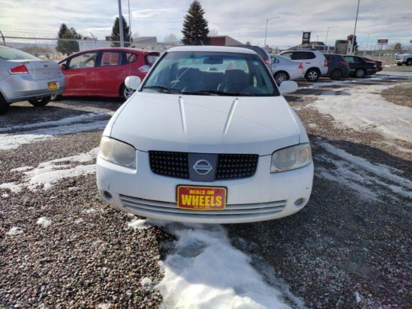 2005 Nissan Sentra 1.8 S (3N1CB51A35L) with an 1.8L L4 DOHC 16V engine, located at 4801 10th Ave S,, Great Falls, MT, 59405, 0.000000, 0.000000 - Photo#7