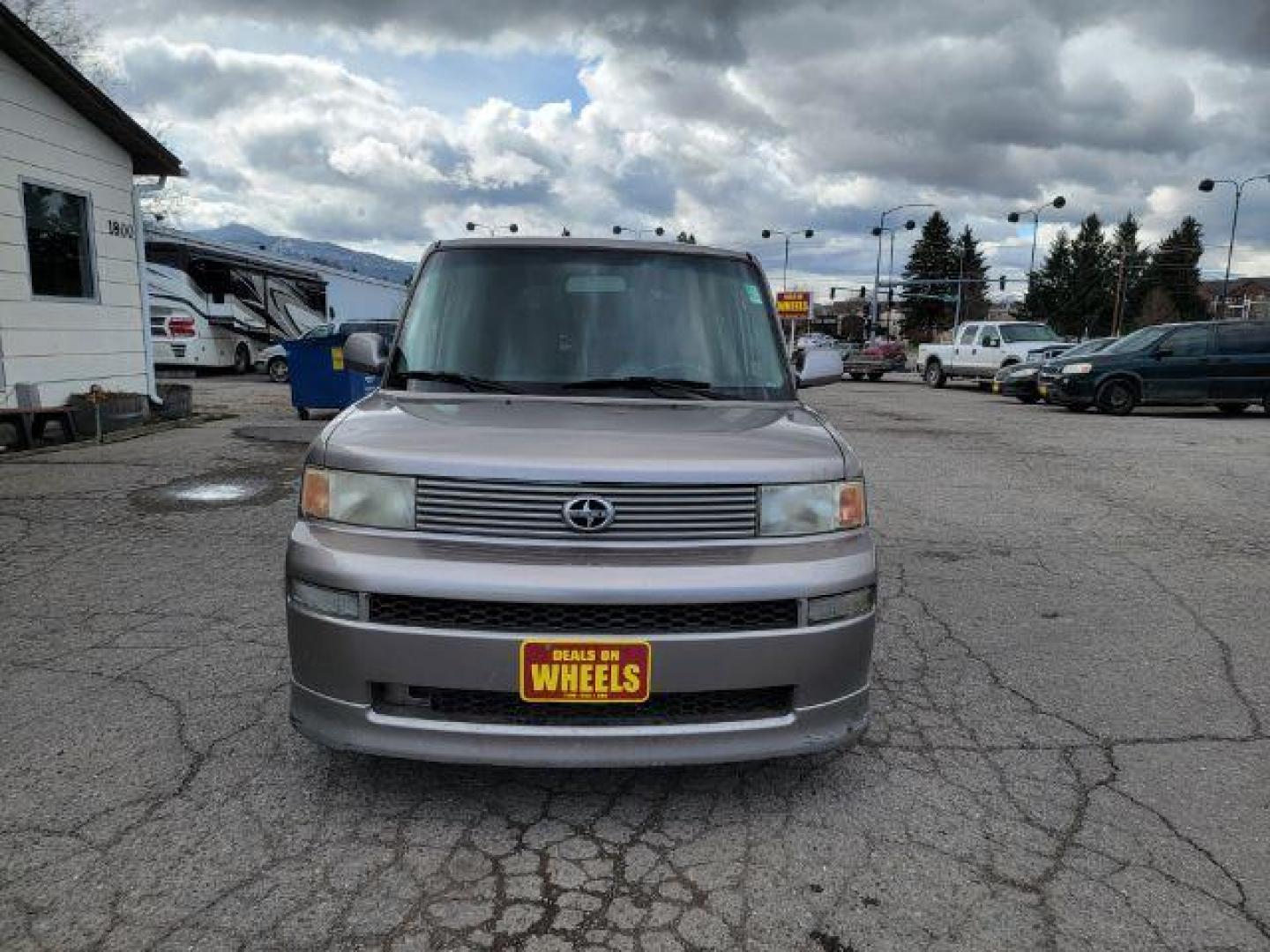 2005 Scion xB Wagon (JTLKT334750) with an 1.5L L4 DOHC 16V engine, located at 1800 West Broadway, Missoula, 59808, (406) 543-1986, 46.881348, -114.023628 - Photo#2