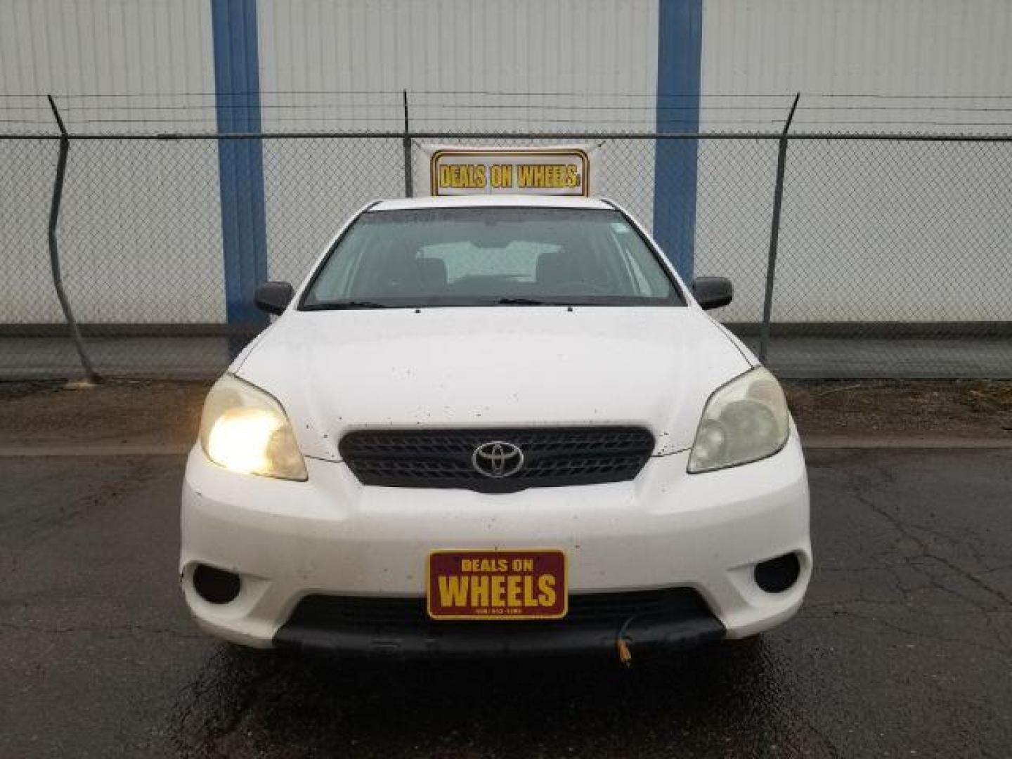 2005 Toyota Matrix 4WD (2T1LR32E55C) with an 1.8L L4 DOHC 16V engine, 4-Speed Automatic transmission, located at 1821 N Montana Ave., Helena, MT, 59601, (406) 422-1031, 0.000000, 0.000000 - Photo#1