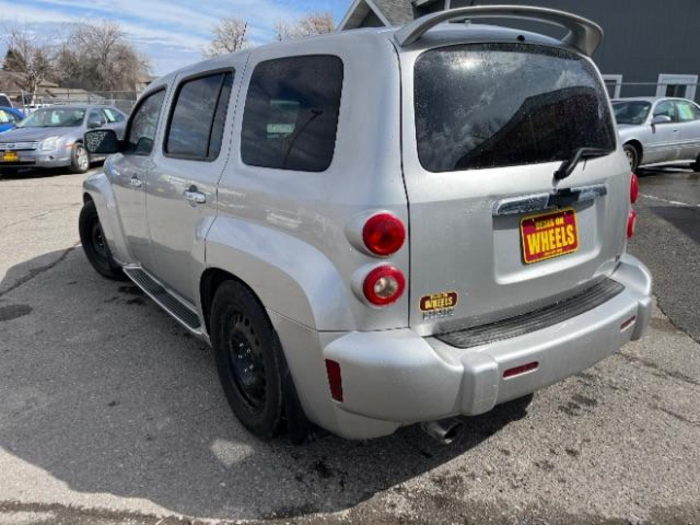 2006 Chevrolet HHR LT (3GNDA23P86S) with an 2.4L L4 DOHC 16V engine, 5-Speed Automatic transmission, located at 1821 N Montana Ave., Helena, MT, 59601, (406) 422-1031, 0.000000, 0.000000 - Photo#3