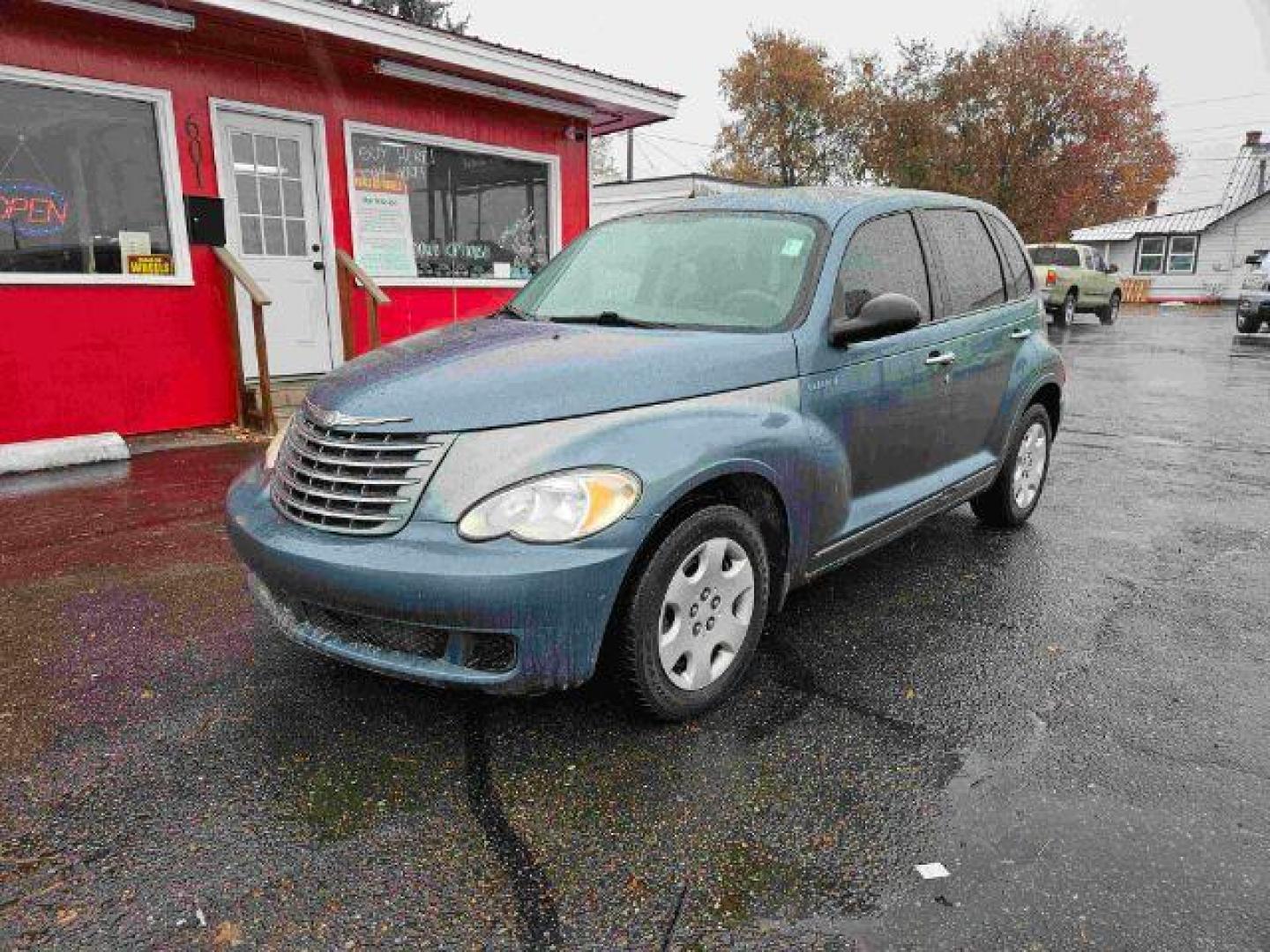 2006 Chrysler PT Cruiser Touring Edition (3A4FY58B66T) with an 2.4L L4 DOHC 16V engine, located at 601 E. Idaho St., Kalispell, MT, 59901, 0.000000, 0.000000 - Photo#0