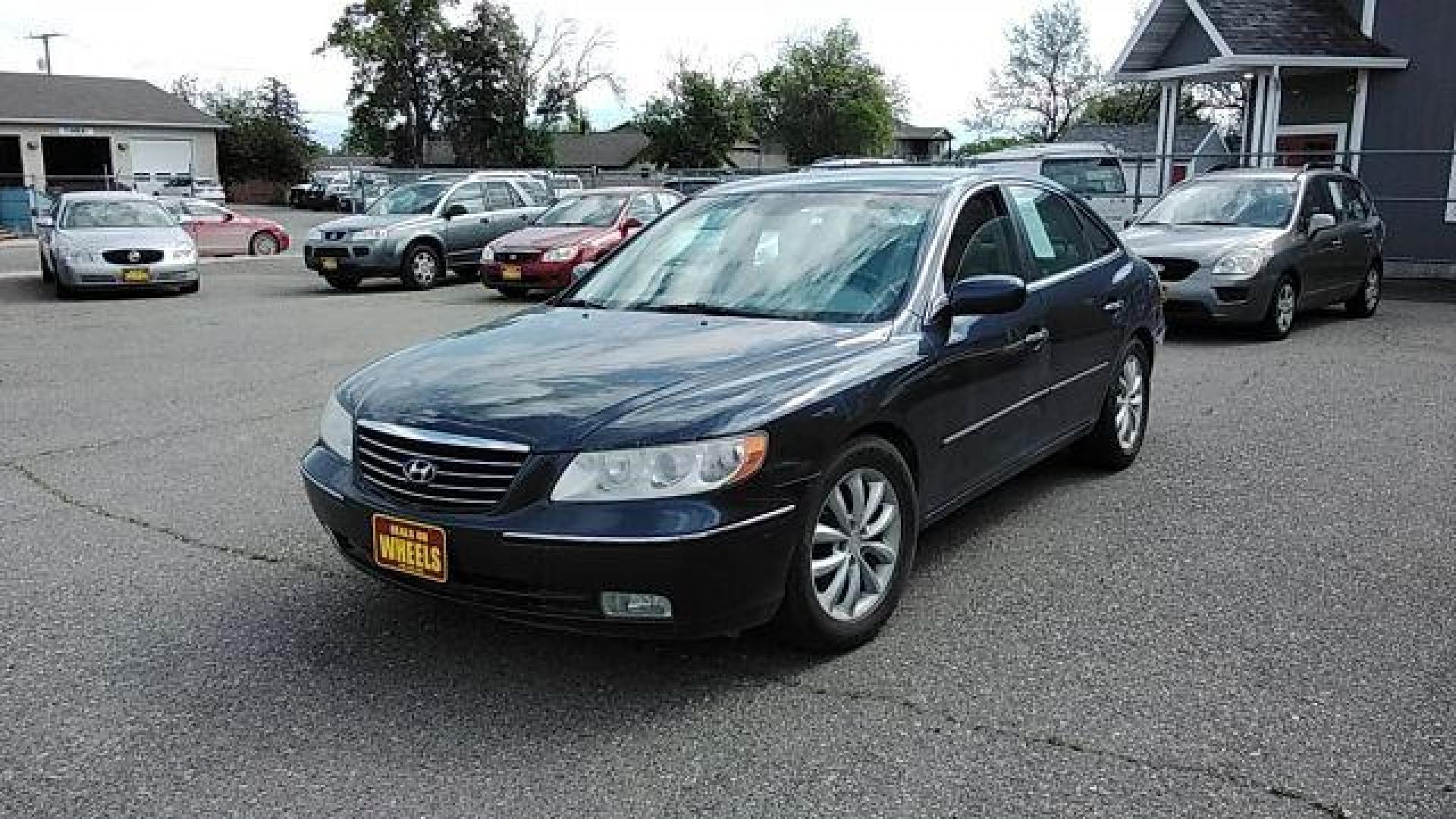 2006 BLUE HYUNDAI AZERA Limited (KMHFC46F76A) , located at 1821 N Montana Ave., Helena, MT, 59601, (406) 422-1031, 0.000000, 0.000000 - Photo#0