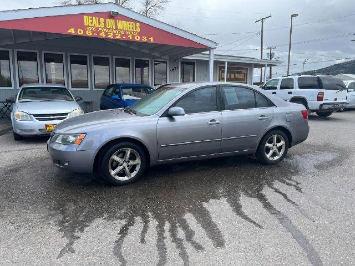 2006 Hyundai Sonata GLS (5NPEU46F06H) with an 3.3L V6 DOHC 24V engine, located at 1821 N Montana Ave., Helena, MT, 59601, (406) 422-1031, 0.000000, 0.000000 - Photo#0