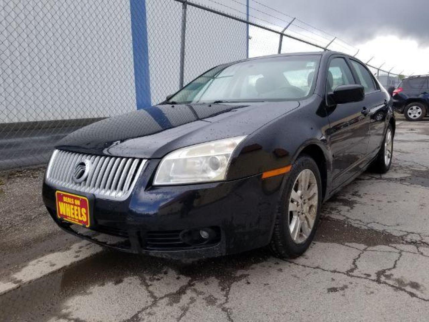 2006 Mercury Milan Premier (3MEHM08Z26R) with an 2.3L L4 DOHC 16V engine, located at 4047 Montana Ave., Billings, MT, 59101, 45.770847, -108.529800 - Photo#0