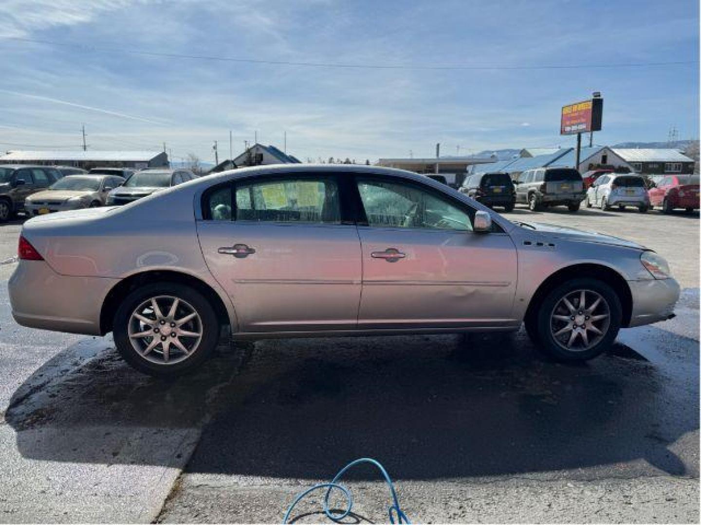 2007 Buick Lucerne CXL V6 (1G4HD57237U) with an 3.8L V6 OHV 12V engine, 4-Speed Automatic transmission, located at 601 E. Idaho St., Kalispell, MT, 59901, 0.000000, 0.000000 - Photo#5