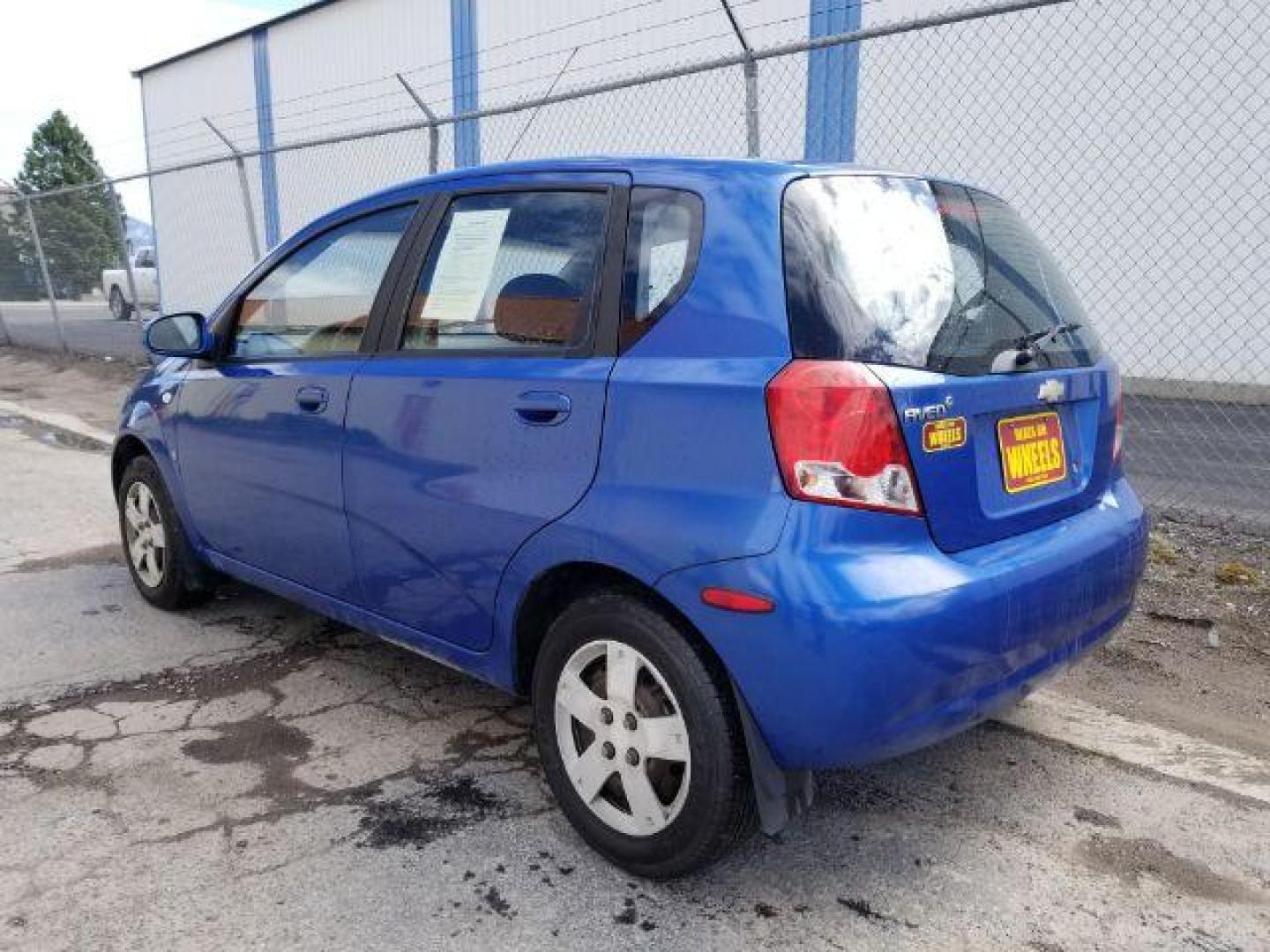 2007 Chevrolet Aveo5 LS (KL1TD66617B) with an 1.6L L4 DOHC 16V engine, located at 4801 10th Ave S,, Great Falls, MT, 59405, 0.000000, 0.000000 - Photo#3