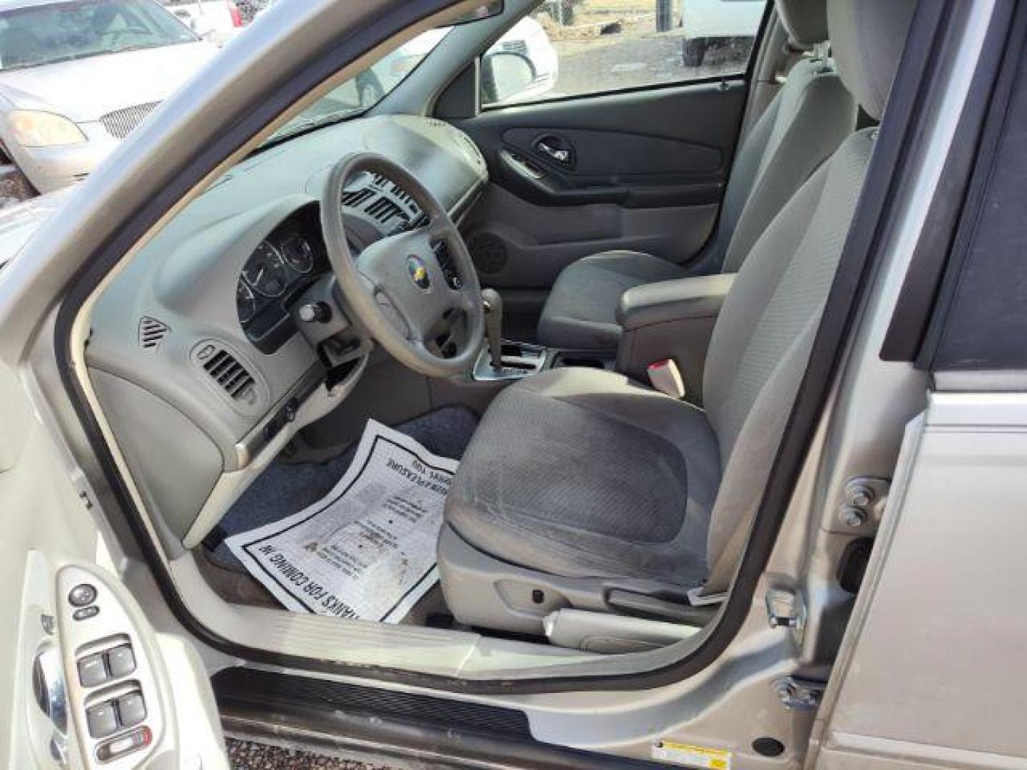 2007 Chevrolet Malibu LS (1G1ZS58F27F) with an 2.2L L4 DOHC 16V engine, 4-Speed Automatic transmission, located at 4801 10th Ave S,, Great Falls, MT, 59405, 0.000000, 0.000000 - Photo#8