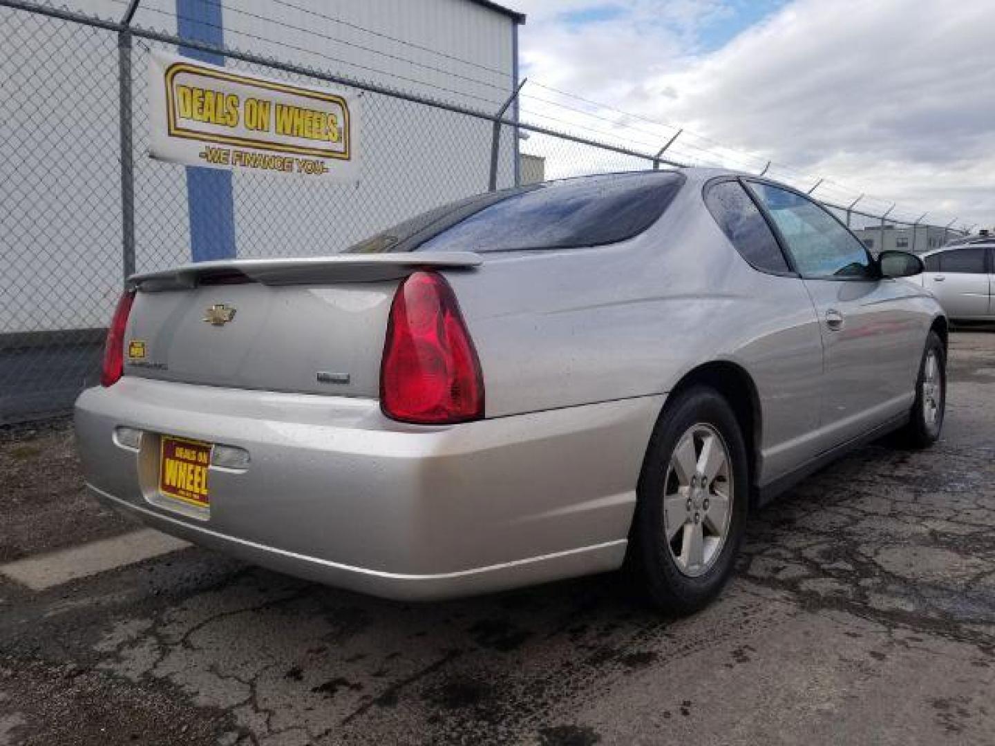 2007 Chevrolet Monte Carlo LS (2G1WJ15K179) with an 3.5L V6 OHV 12V FFV engine, 4-Speed Automatic transmission, located at 4801 10th Ave S,, Great Falls, MT, 59405, 0.000000, 0.000000 - Photo#5