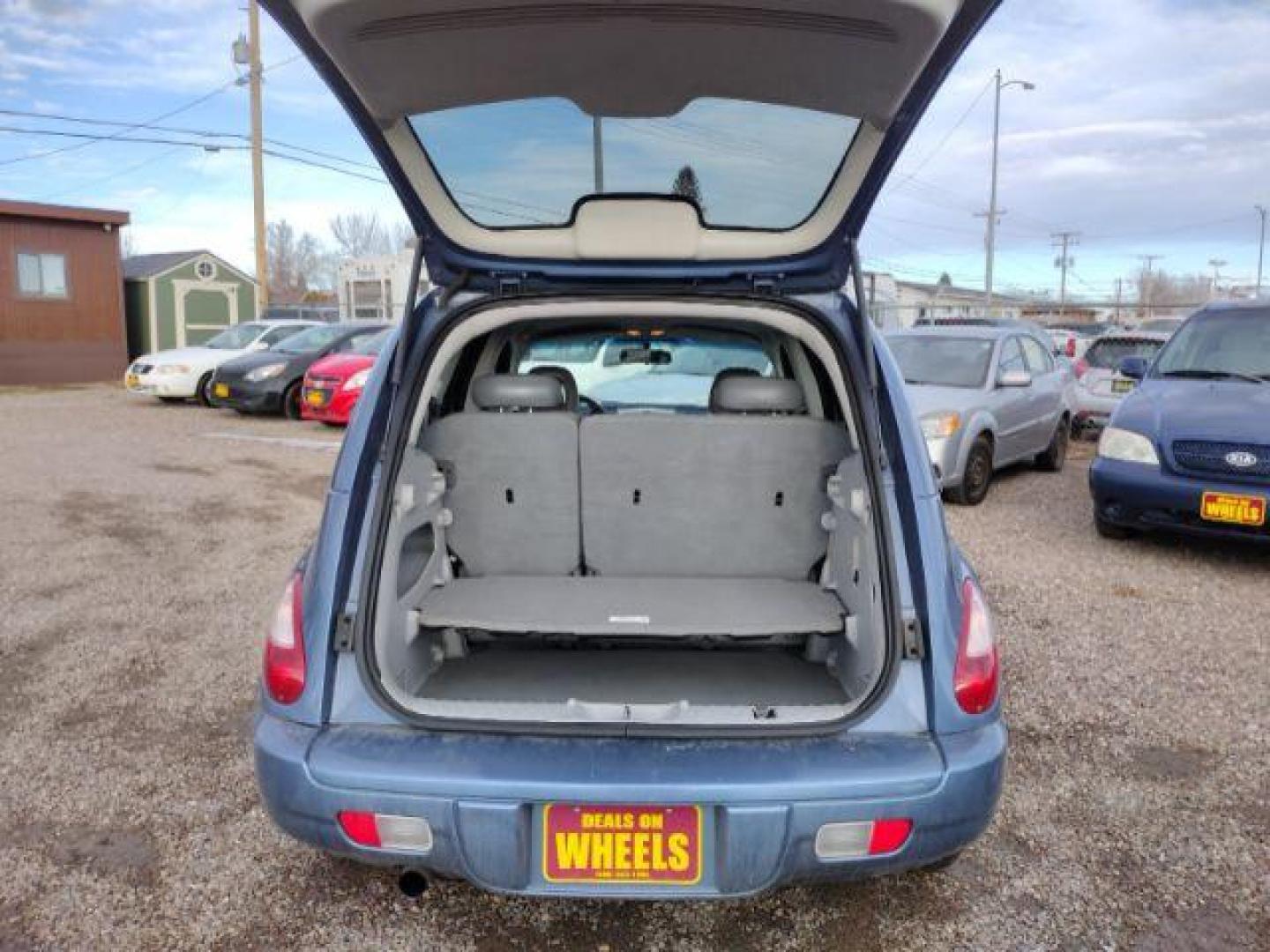 2007 Chrysler PT Cruiser Touring Edition (3A4FY58B37T) with an 2.4L L4 DOHC 16V engine, located at 4801 10th Ave S,, Great Falls, MT, 59405, 0.000000, 0.000000 - Photo#12