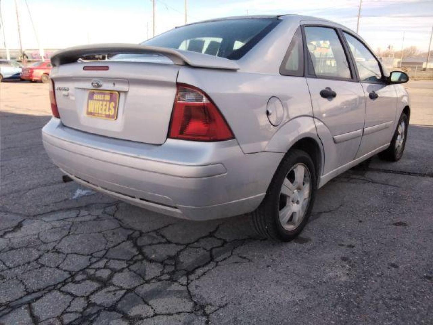 2007 Ford Focus ZX4 SES (1FAHP34NX7W) with an 2.0L L4 DOHC 16V engine, located at 4047 Montana Ave., Billings, MT, 59101, 45.770847, -108.529800 - Photo#4