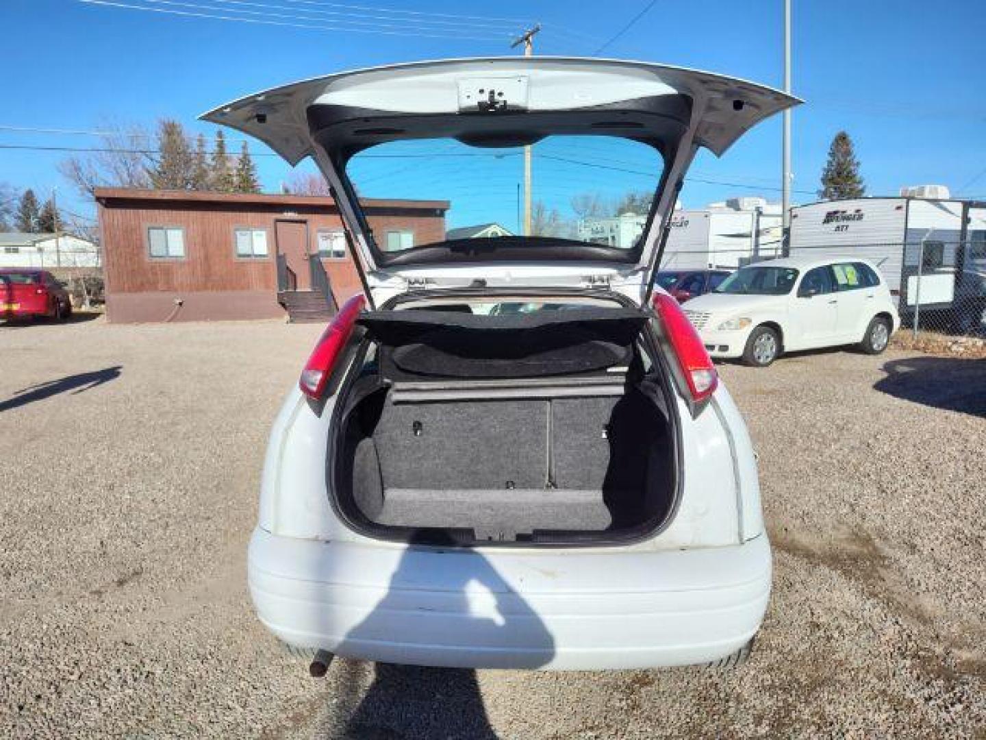 2007 Ford Focus ZX5 SE (1FAHP37N67W) with an 2.0L L4 DOHC 16V engine, located at 4801 10th Ave S,, Great Falls, MT, 59405, 0.000000, 0.000000 - Photo#12