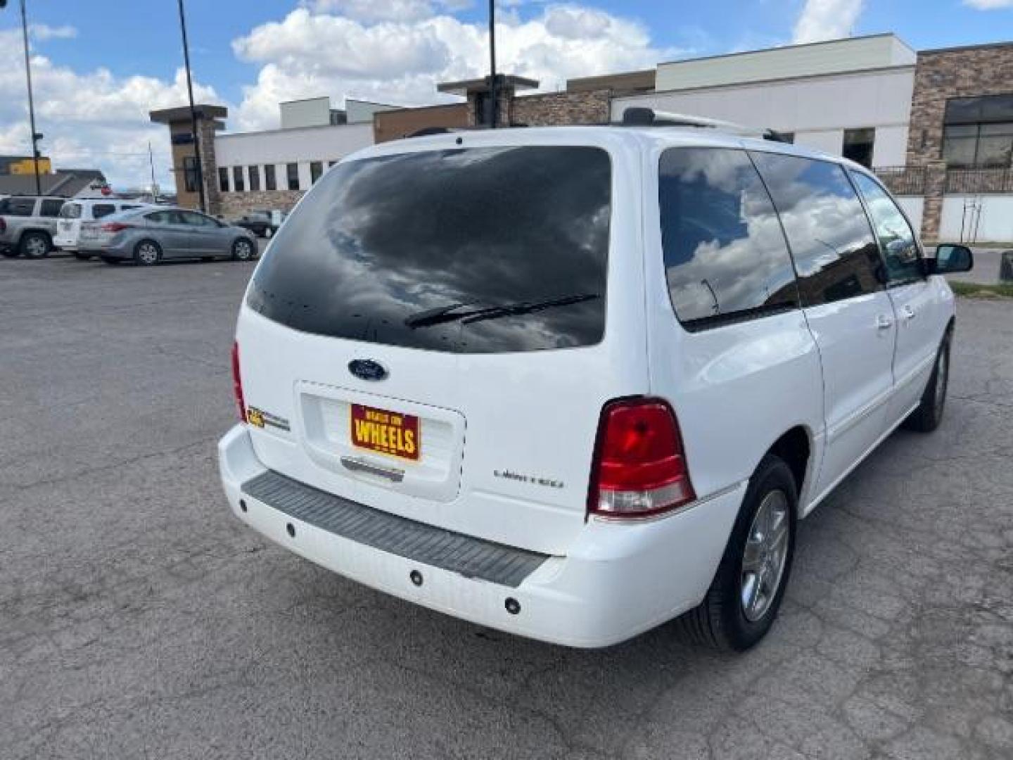 2007 Ford Freestar Limited (2FMDA58257B) with an 4.2L V6 OHV 12V engine, 4-Speed Automatic transmission, located at 1821 N Montana Ave., Helena, MT, 59601, (406) 422-1031, 0.000000, 0.000000 - Photo#13