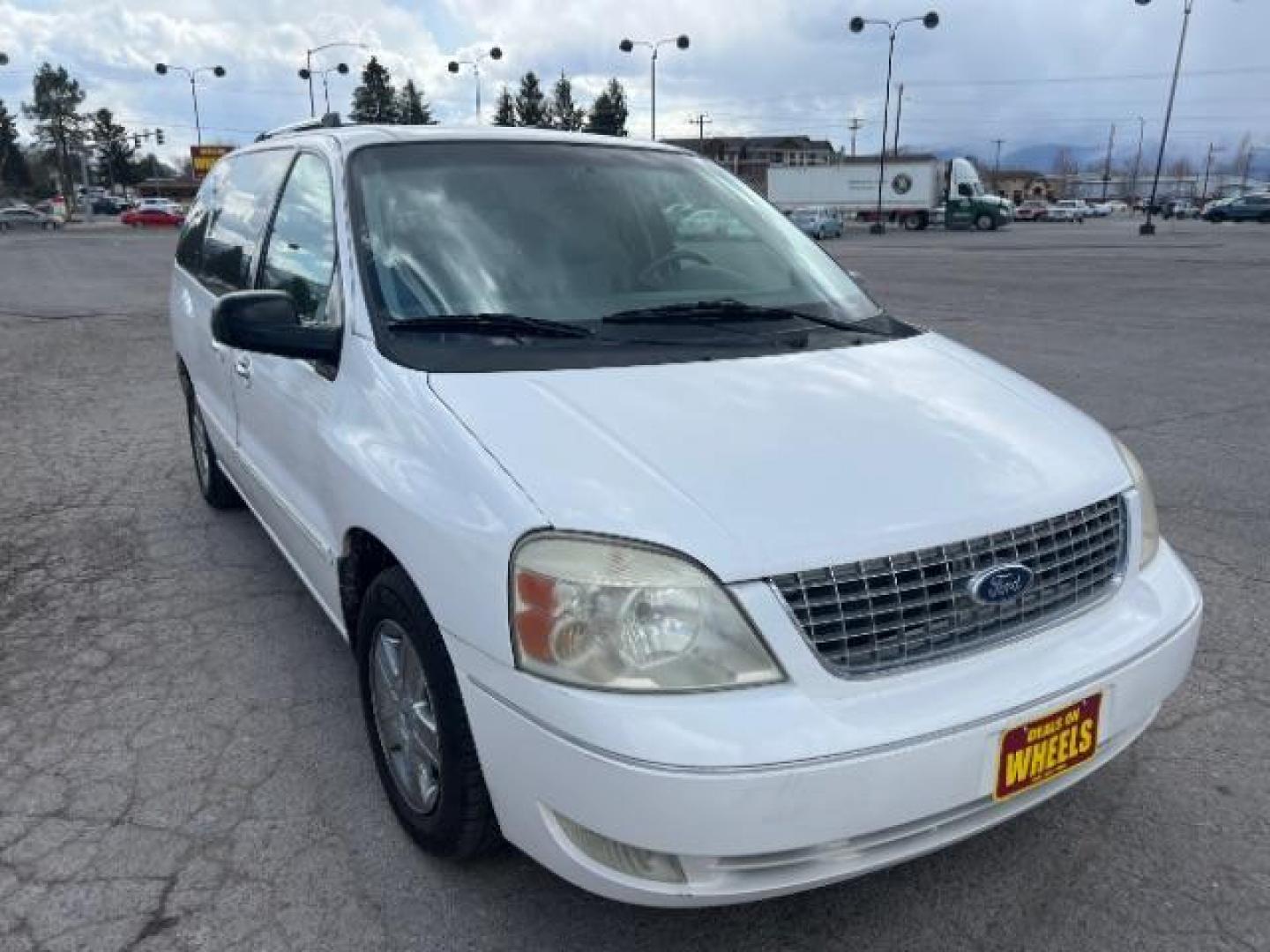 2007 Ford Freestar Limited (2FMDA58257B) with an 4.2L V6 OHV 12V engine, 4-Speed Automatic transmission, located at 1821 N Montana Ave., Helena, MT, 59601, (406) 422-1031, 0.000000, 0.000000 - Photo#2