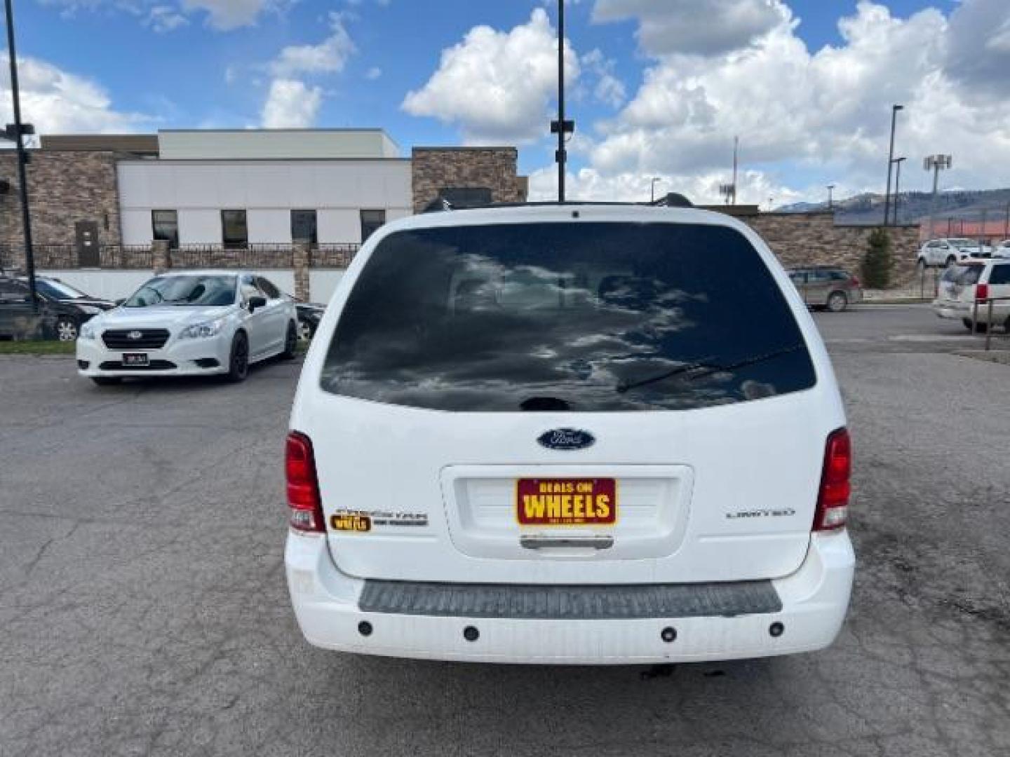 2007 Ford Freestar Limited (2FMDA58257B) with an 4.2L V6 OHV 12V engine, 4-Speed Automatic transmission, located at 1821 N Montana Ave., Helena, MT, 59601, (406) 422-1031, 0.000000, 0.000000 - Photo#5