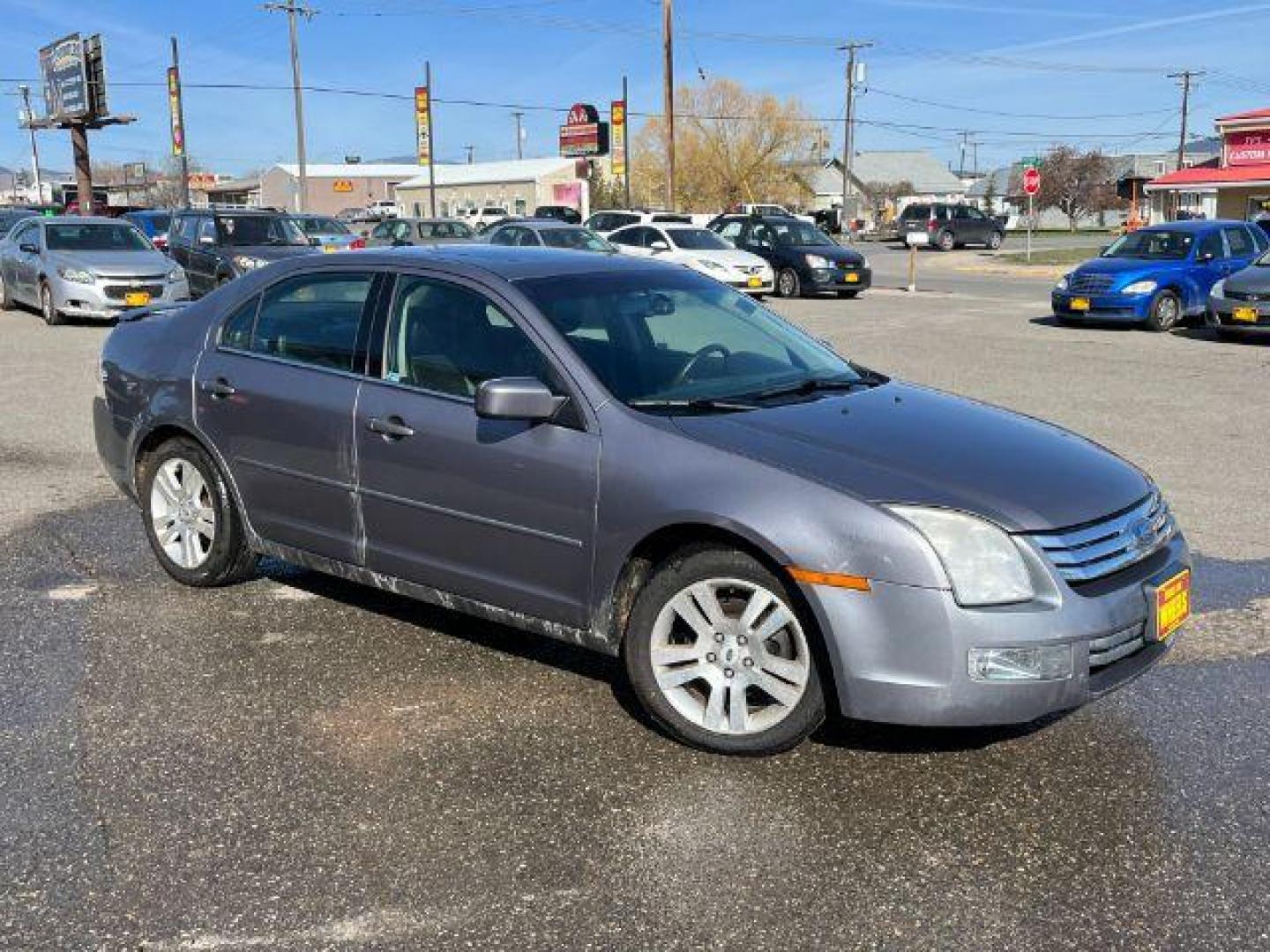 2007 Ford Fusion V6 SEL AWD (3FAHP021X7R) with an 3.0L V6 DOHC 24V engine, located at 1821 N Montana Ave., Helena, MT, 59601, (406) 422-1031, 0.000000, 0.000000 - Photo#2