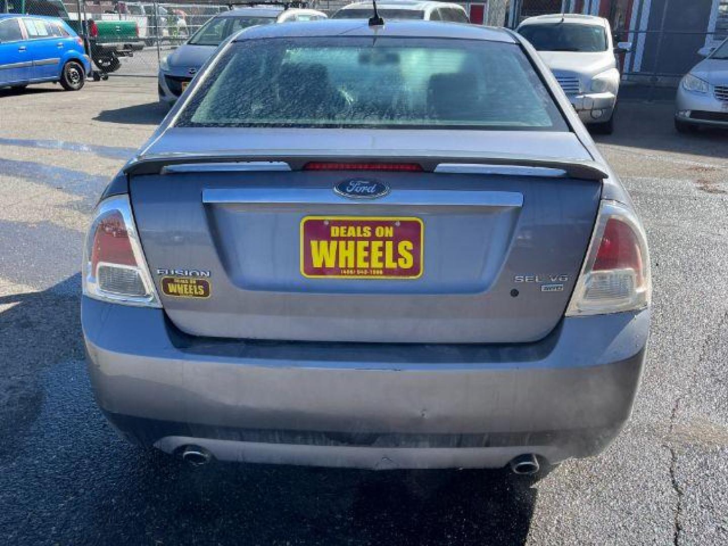 2007 Ford Fusion V6 SEL AWD (3FAHP021X7R) with an 3.0L V6 DOHC 24V engine, located at 1821 N Montana Ave., Helena, MT, 59601, (406) 422-1031, 0.000000, 0.000000 - Photo#4