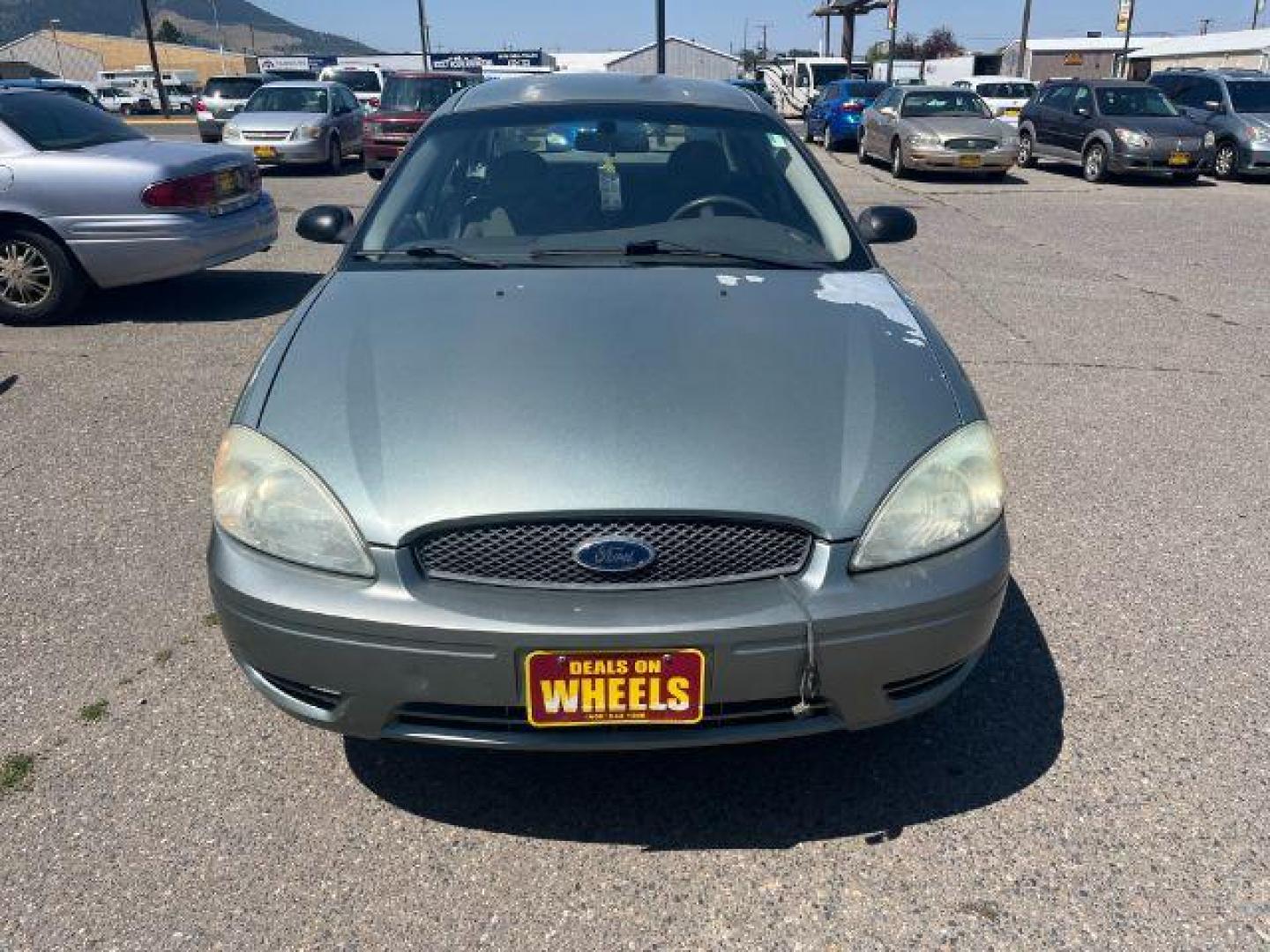 2007 Green Ford Taurus n/a (1FAFP53UX7A) with an 3.0 L engine, located at 1821 N Montana Ave., Helena, MT, 59601, (406) 422-1031, 0.000000, 0.000000 - Photo#1