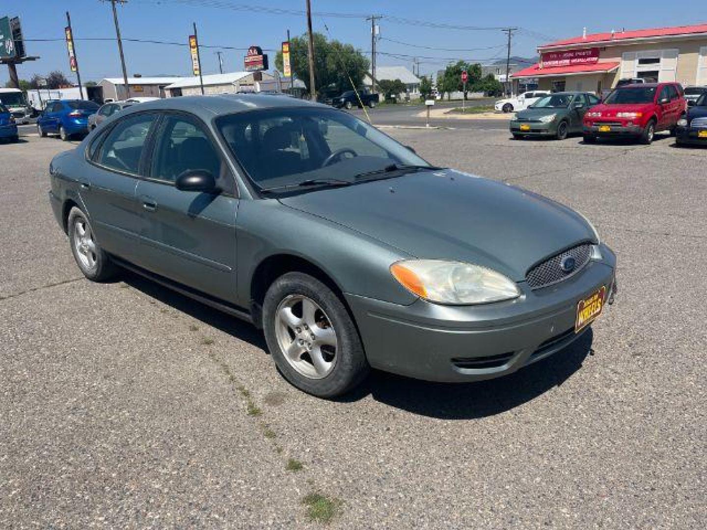 2007 Green Ford Taurus n/a (1FAFP53UX7A) with an 3.0 L engine, located at 1821 N Montana Ave., Helena, MT, 59601, (406) 422-1031, 0.000000, 0.000000 - Photo#2