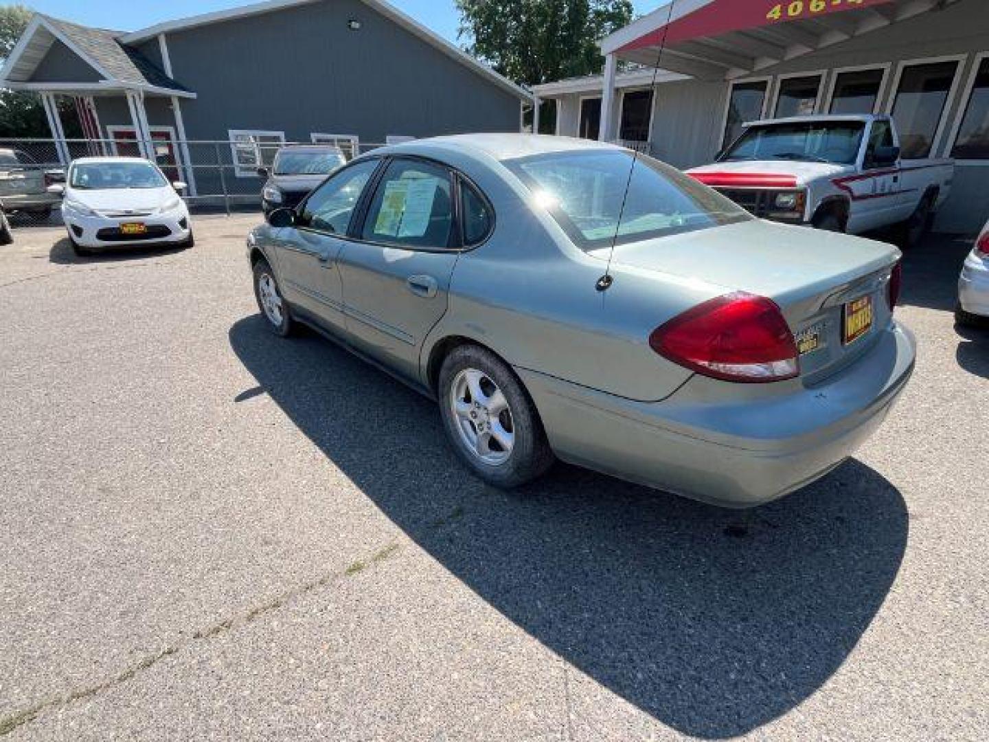 2007 Green Ford Taurus n/a (1FAFP53UX7A) with an 3.0 L engine, located at 1821 N Montana Ave., Helena, MT, 59601, (406) 422-1031, 0.000000, 0.000000 - Photo#6