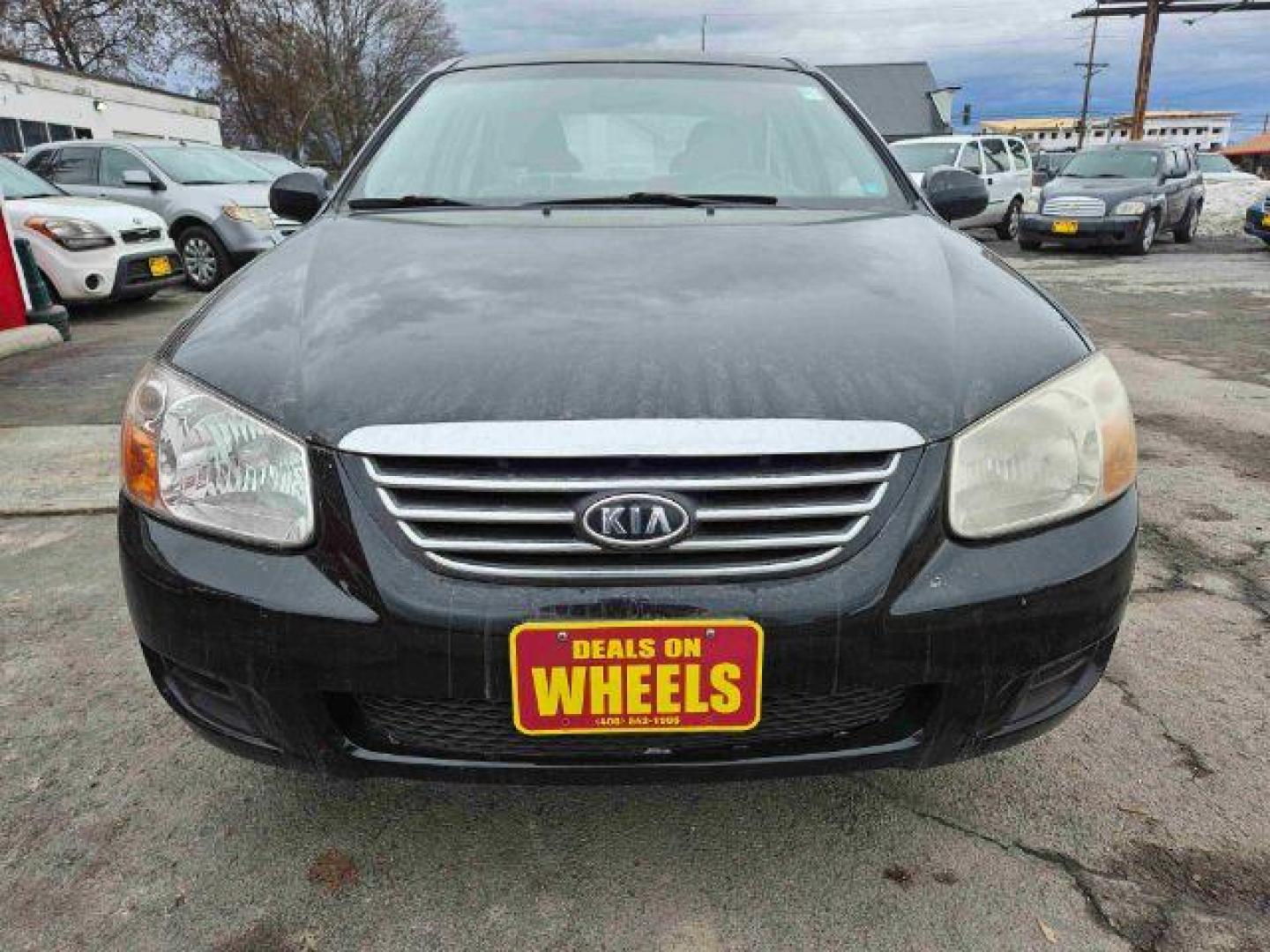 2007 Kia Spectra EX (KNAFE122675) with an 2.0L L4 DOHC 16V engine, located at 601 E. Idaho St., Kalispell, MT, 59901, 0.000000, 0.000000 - Photo#7