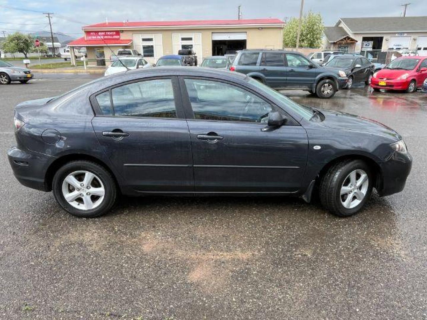 2007 Mazda MAZDA3 i Sport 4-Door (JM1BK32F871) with an 2.0L L4 DOHC 16V engine, located at 1821 N Montana Ave., Helena, MT, 59601, (406) 422-1031, 0.000000, 0.000000 - Photo#3