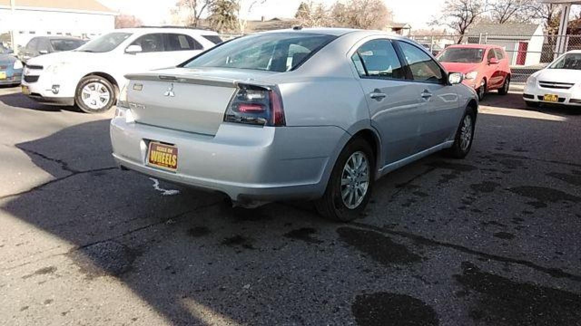 2007 Mitsubishi Galant ES (4A3AB56F97E) with an 2.4L L4 SOHC 16V engine, 4-Speed Automatic transmission, located at 1821 N Montana Ave., Helena, MT, 59601, (406) 422-1031, 0.000000, 0.000000 - Photo#3