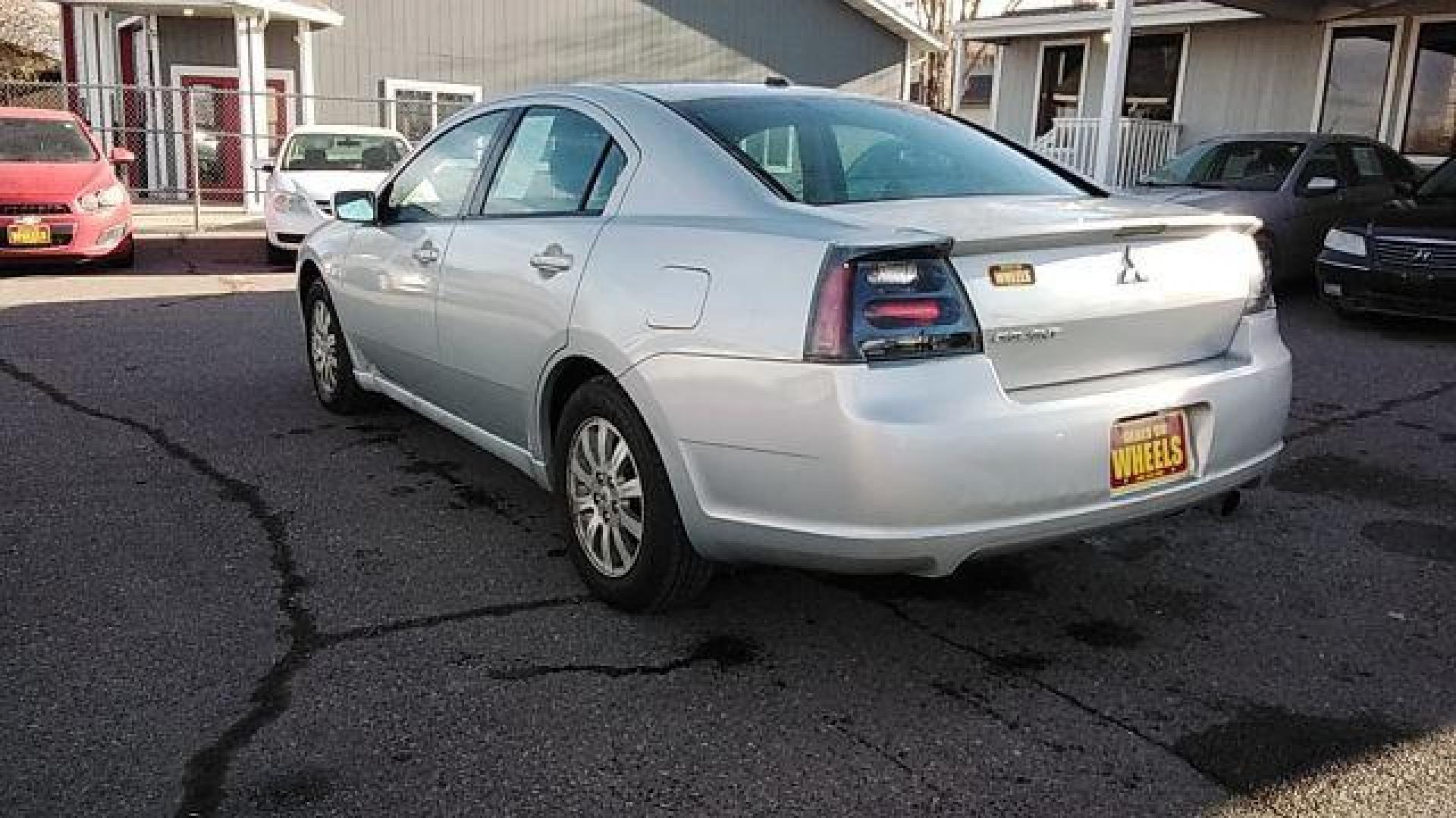 2007 Mitsubishi Galant ES (4A3AB56F97E) with an 2.4L L4 SOHC 16V engine, 4-Speed Automatic transmission, located at 1821 N Montana Ave., Helena, MT, 59601, (406) 422-1031, 0.000000, 0.000000 - Photo#4