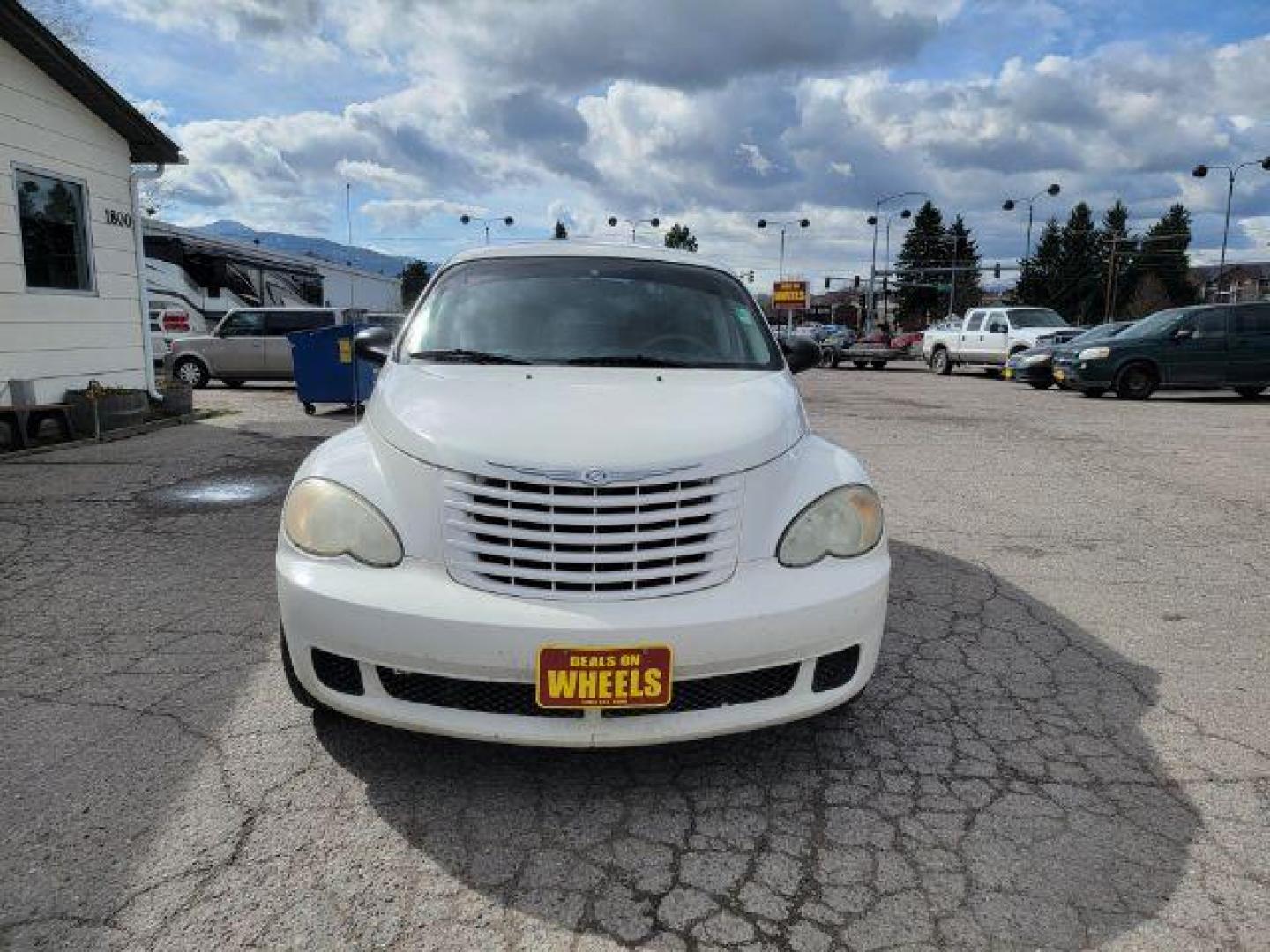 2008 Chrysler PT Cruiser Base (3A8FY48B68T) with an 2.4L L4 DOHC 16V engine, located at 1800 West Broadway, Missoula, 59808, (406) 543-1986, 46.881348, -114.023628 - Photo#2