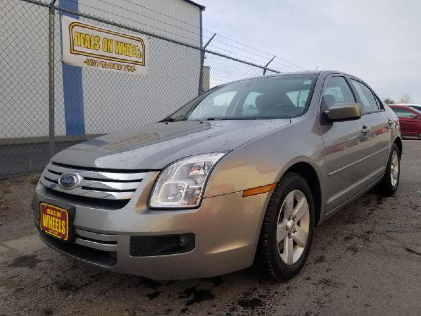 2008 Ford Fusion V6 SE (3FAHP07188R) with an 3.0L V6 DOHC 24V engine, located at 1800 West Broadway, Missoula, 59808, (406) 543-1986, 46.881348, -114.023628 - Photo#0