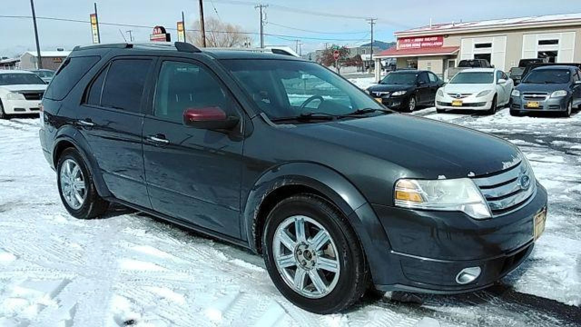 2008 Ford Taurus X Limited AWD (1FMDK06W28G) with an 3.5L V6 DOHC 24V engine, 6-Speed Automatic transmission, located at 1821 N Montana Ave., Helena, MT, 59601, (406) 422-1031, 0.000000, 0.000000 - Photo#1