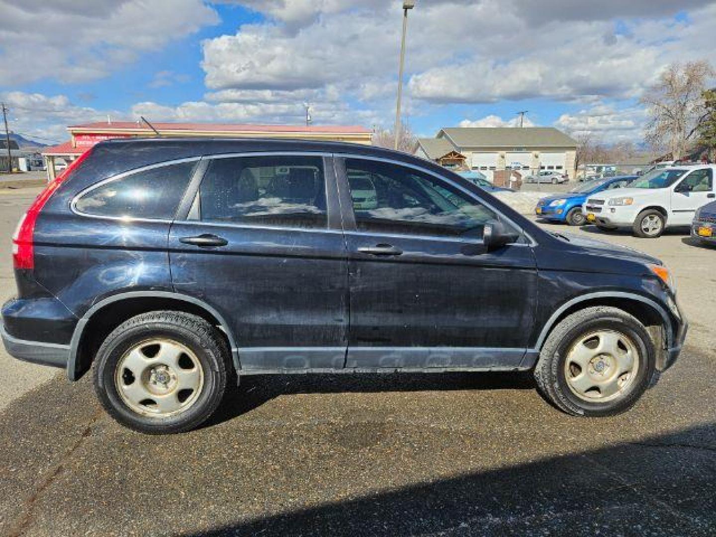 2008 Honda CR-V LX 4WD AT (JHLRE48398C) with an 2.4L L4 DOHC 16V engine, 5-Speed Automatic transmission, located at 1821 N Montana Ave., Helena, MT, 59601, (406) 422-1031, 0.000000, 0.000000 - Photo#5