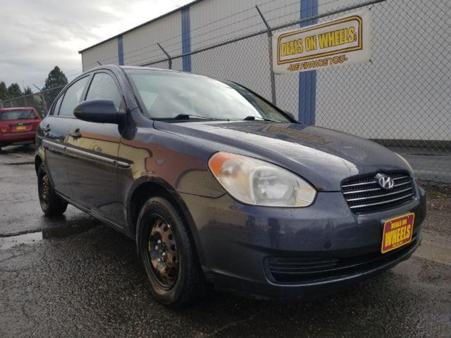 2008 Hyundai Accent GLS 4-Door (KMHCN46C48U) with an 1.6L L4 DOHC 16V engine, located at 601 E. Idaho St., Kalispell, MT, 59901, 0.000000, 0.000000 - Photo#2