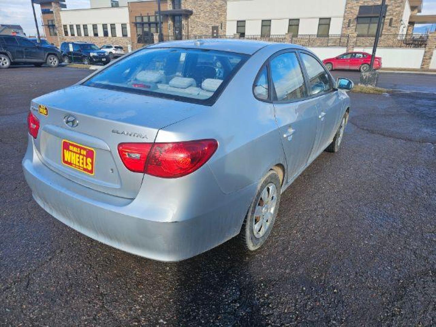 2008 Hyundai Elantra SE (KMHDU46D18U) with an 2.0L L4 DOHC 16V engine, located at 1800 West Broadway, Missoula, 59808, (406) 543-1986, 46.881348, -114.023628 - Photo#3