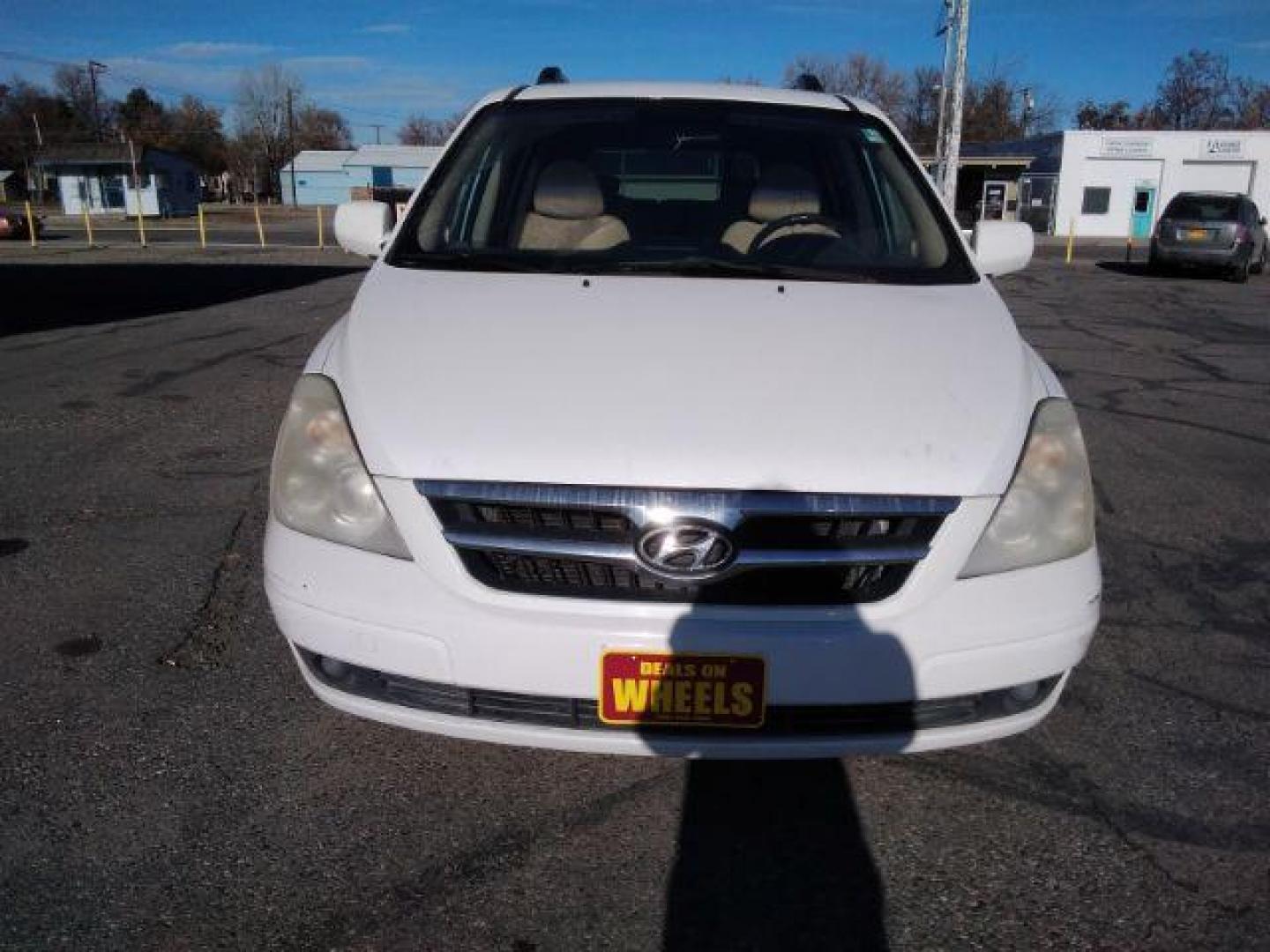 2008 Hyundai Entourage SPORTS VAN (KNDMC233086) with an 3.8L V6 DOHC 24V engine, 5-Speed Automatic transmission, located at 4047 Montana Ave., Billings, MT, 59101, 45.770847, -108.529800 - Photo#1