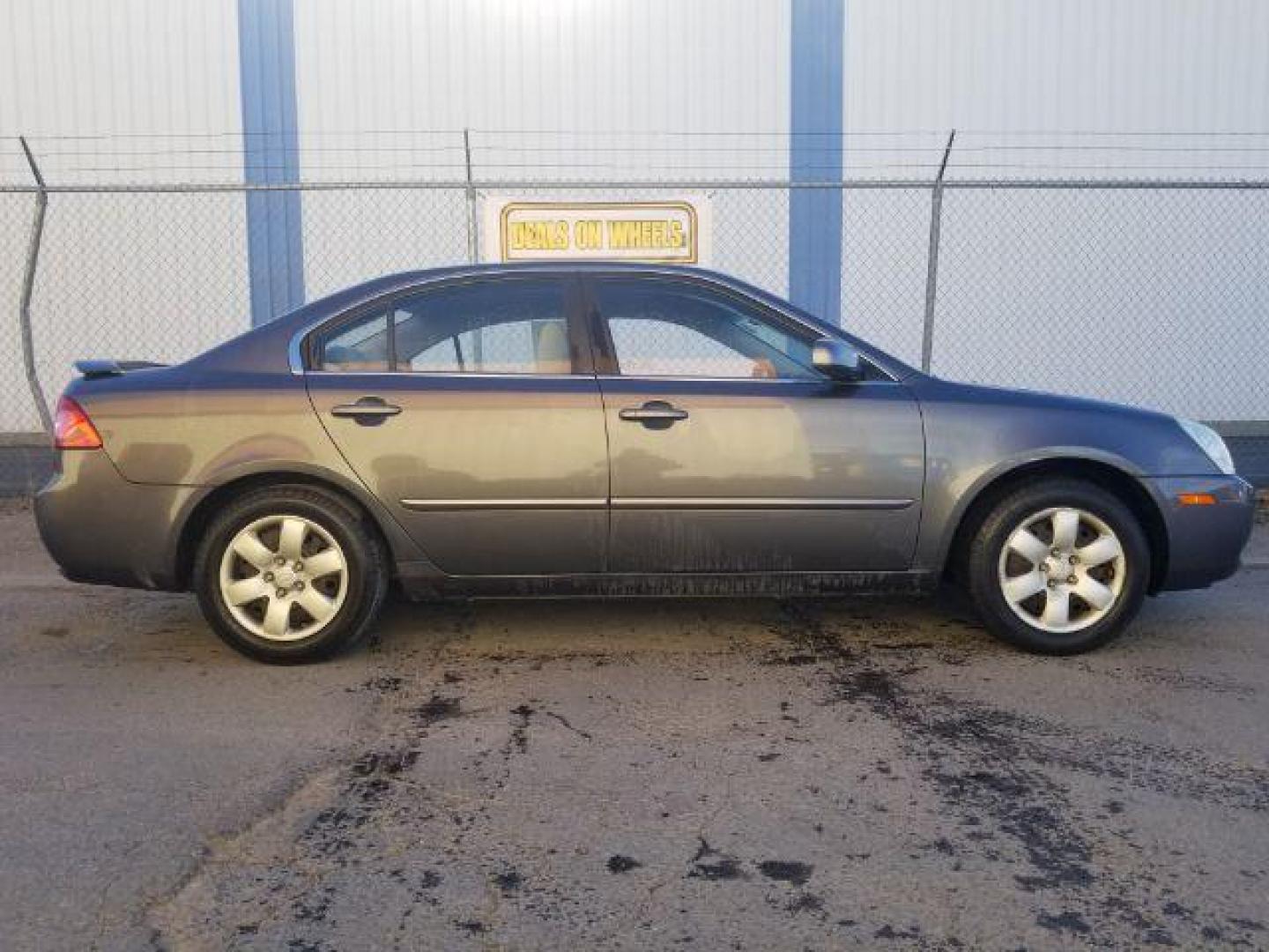 2008 Kia Optima LX (KNAGE123485) with an 2.4L L4 DOHC 16V engine, 4-Speed Automatic transmission, located at 4047 Montana Ave., Billings, MT, 59101, 45.770847, -108.529800 - Photo#3