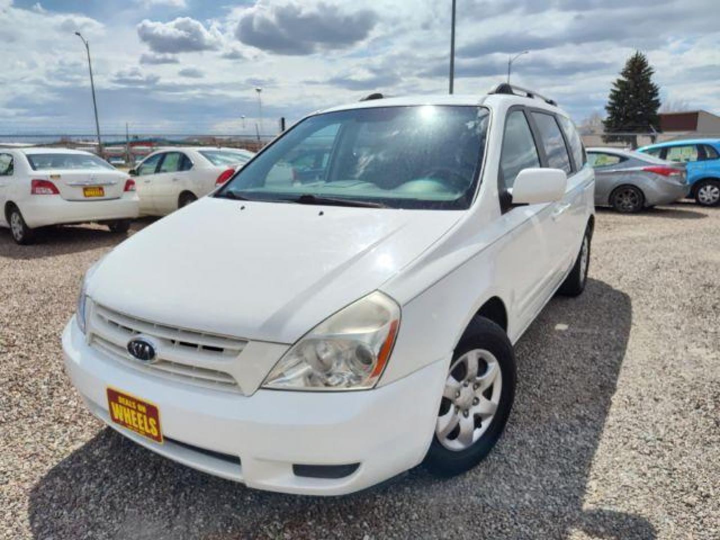 2008 Clear White Kia Sedona LX LWB (KNDMB233686) with an 3.8L V6 DOHC 24V engine, 5-Speed Automatic transmission, located at 4801 10th Ave S,, Great Falls, MT, 59405, 0.000000, 0.000000 - Photo#0