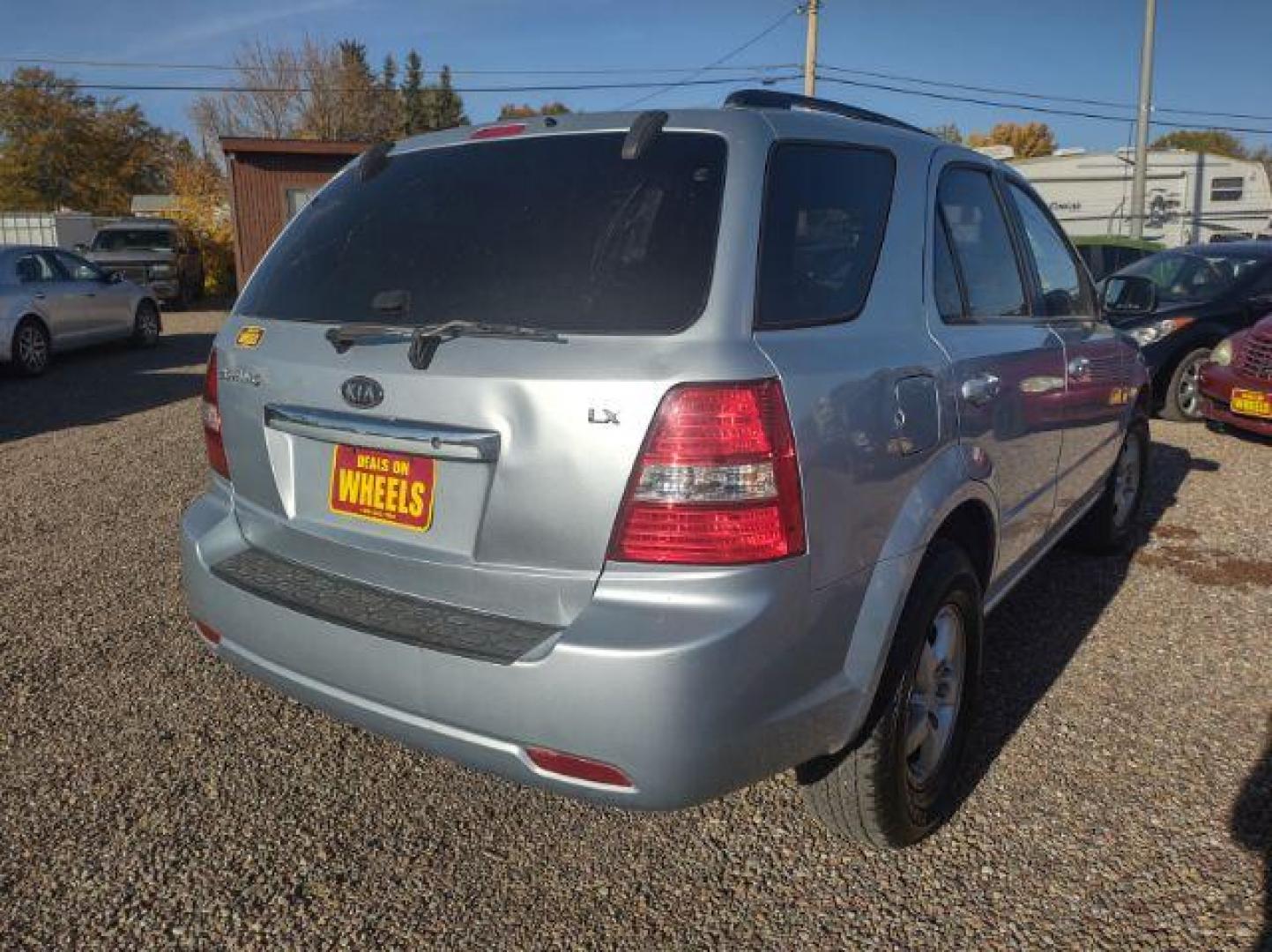 2008 Kia Sorento LX 4WD (KNDJC735885) with an 3.3L V6 DOHC 24V engine, 5-Speed Automatic transmission, located at 4801 10th Ave S,, Great Falls, MT, 59405, 0.000000, 0.000000 - Photo#4