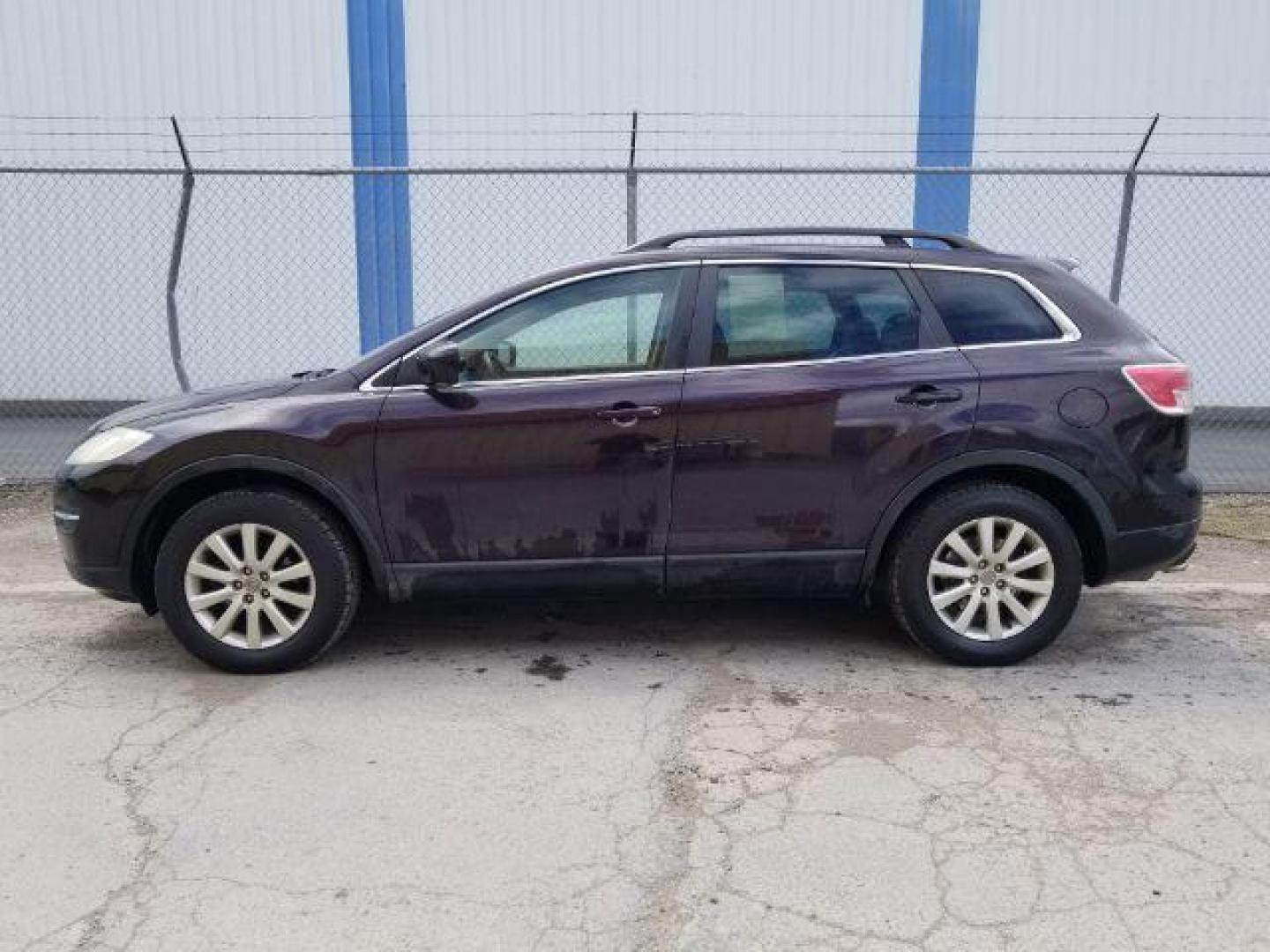 2008 Mazda CX-9 Touring 4WD (JM3TB38V380) with an 3.7L V6 DOHC 24V engine, 6-Speed Automatic transmission, located at 601 E. Idaho St., Kalispell, MT, 59901, 0.000000, 0.000000 - Photo#2