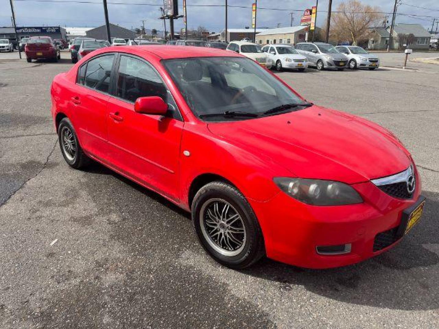 2008 Mazda MAZDA3 i Sport 4-Door (JM1BK12F581) with an 2.0L L4 DOHC 16V engine, located at 1821 N Montana Ave., Helena, MT, 59601, (406) 422-1031, 0.000000, 0.000000 - Photo#2